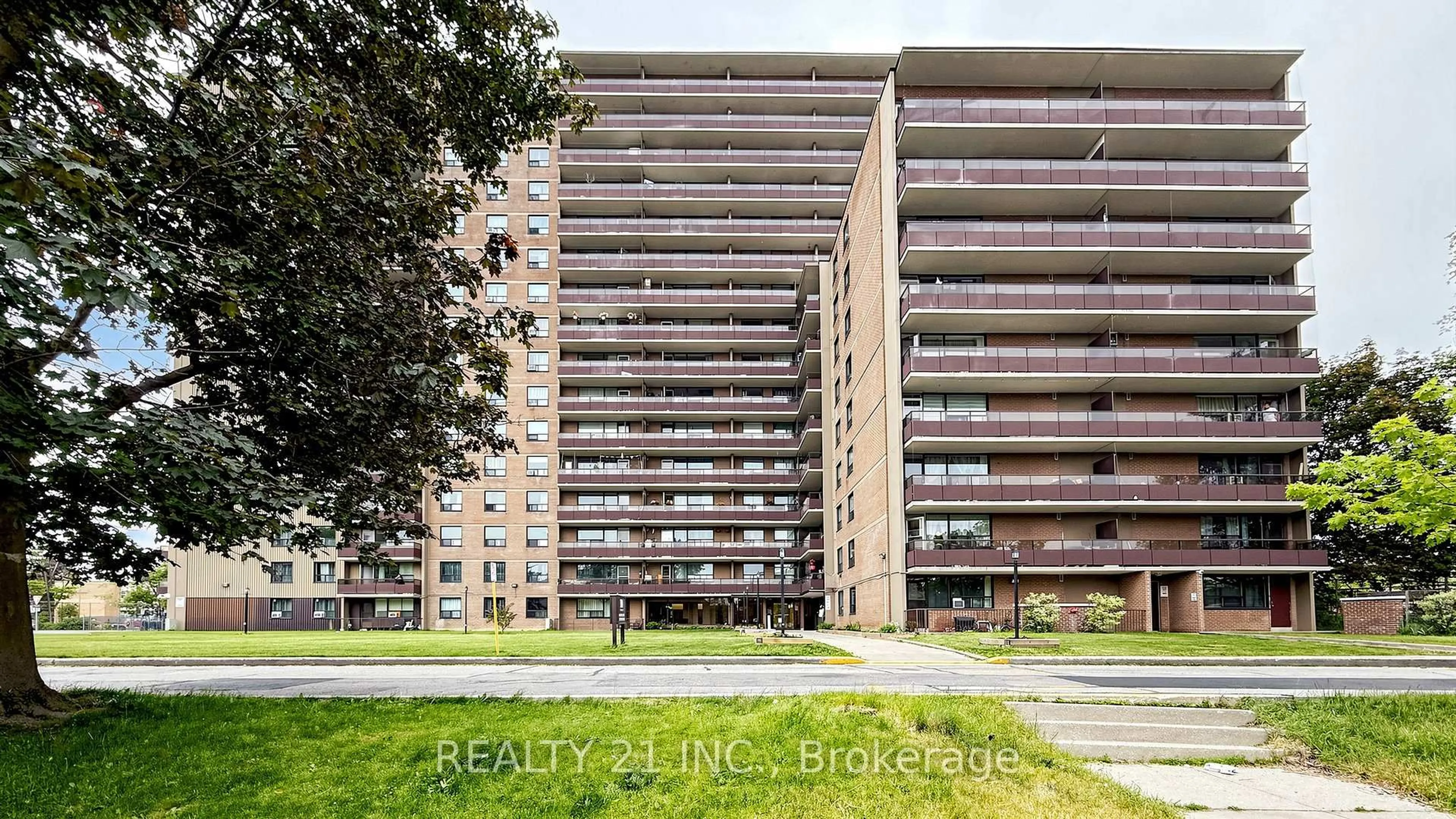 Unknown for 180 Markham Rd #819, Toronto Ontario M1M 2Z9