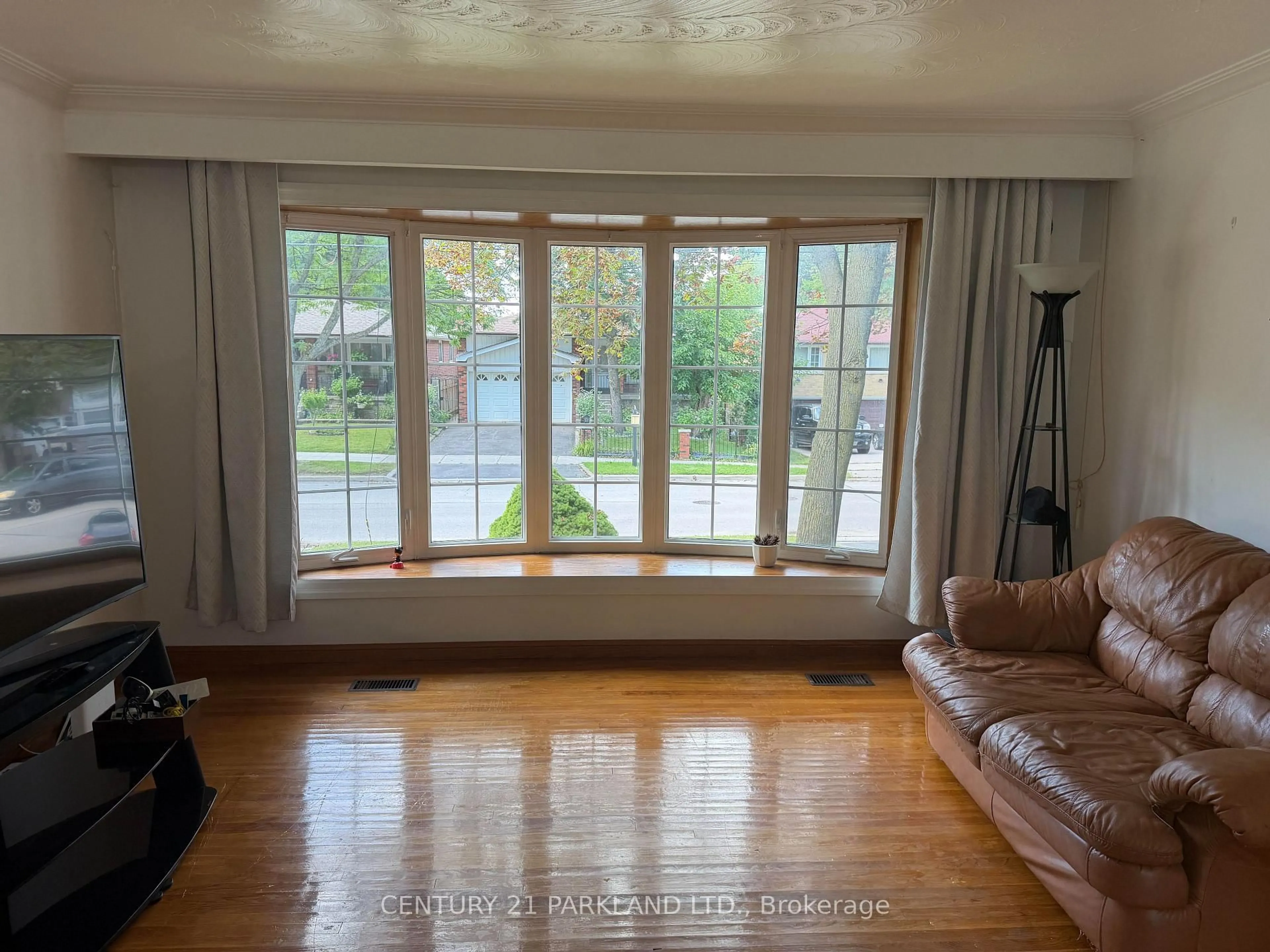 A pic of a room for 59 Cedar Dr, Toronto Ontario M1J 3E9