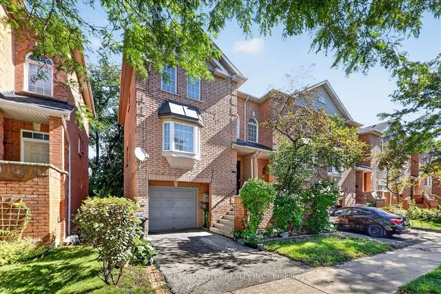 28 Eli Shackleton Crt, Toronto 4