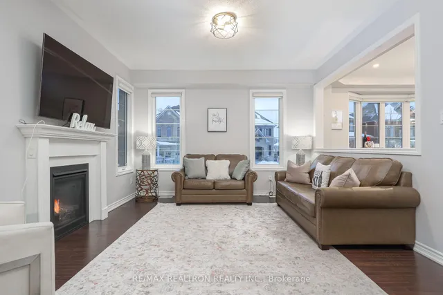 30 Terry Cres, Clarington 3