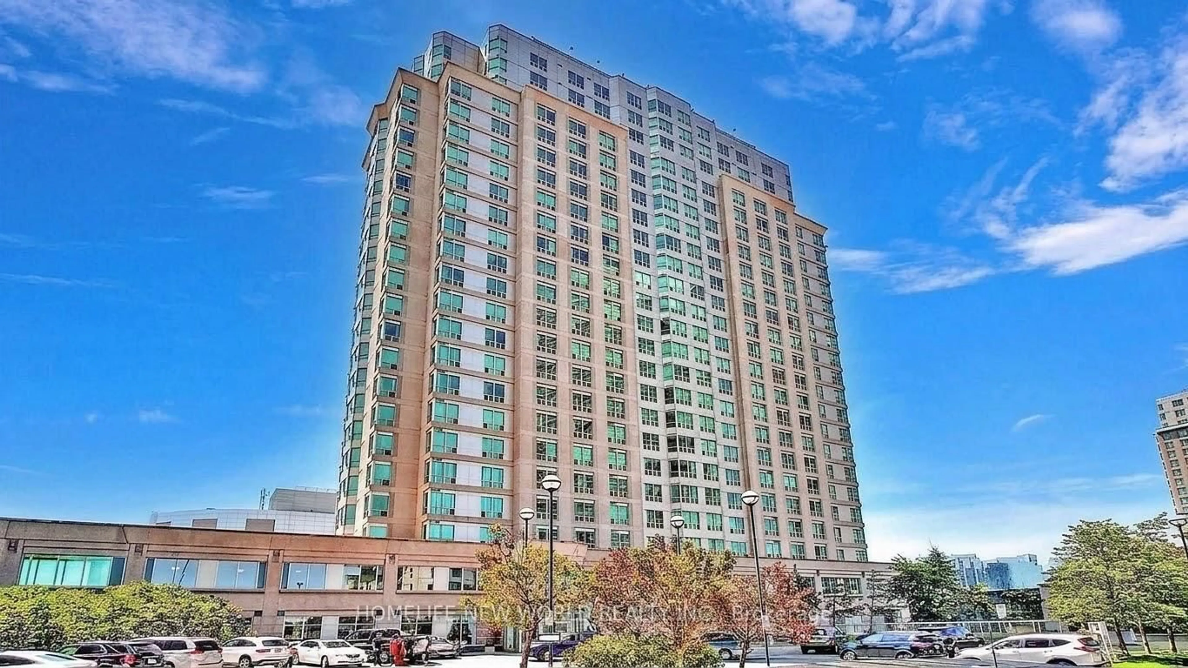 Indoor foyer for 1 Lee Centre Dr #806, Toronto Ontario M1H 3J2