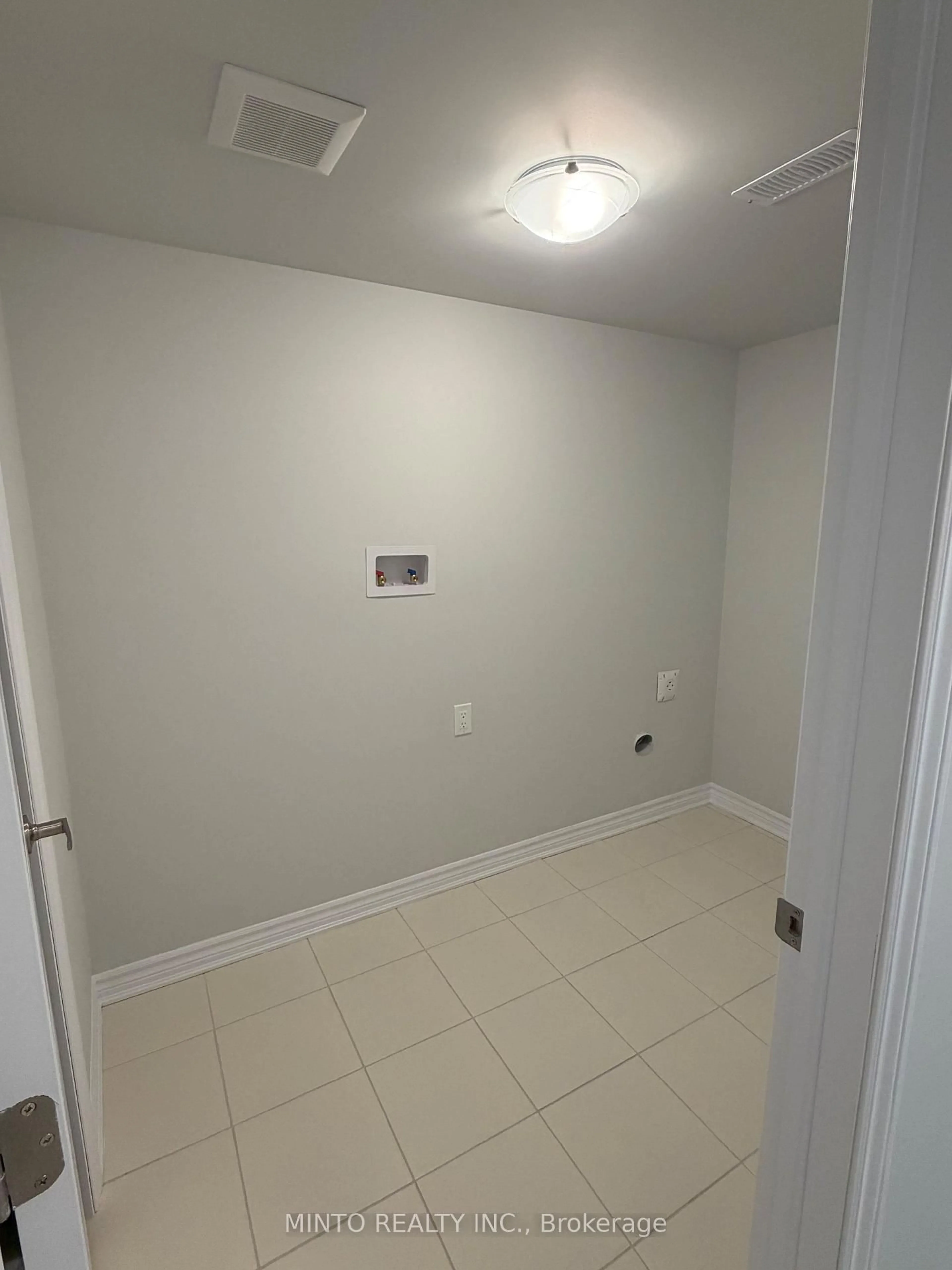 A pic of a room for 1142 Greentree Path, Oshawa Ontario L1L 0X1