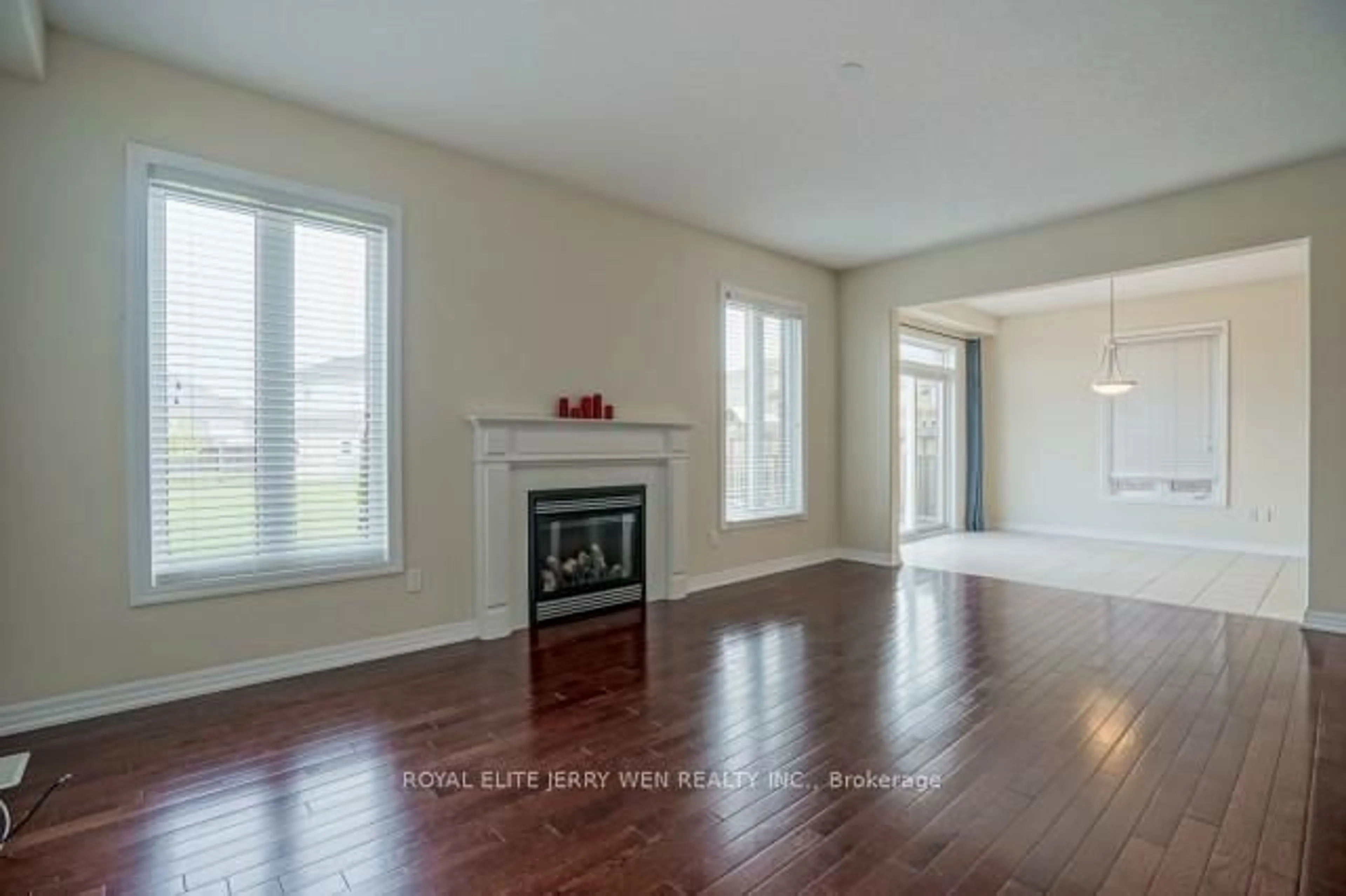 A pic of a room for 726 Coldstream Dr, Oshawa Ontario L1K 2W9