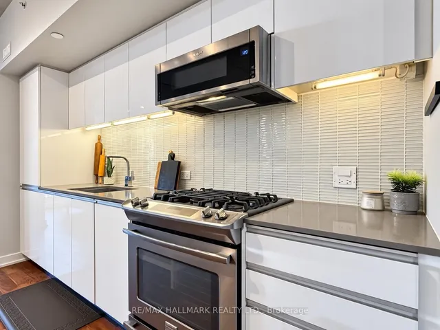 1190 Dundas St #219, Toronto 4