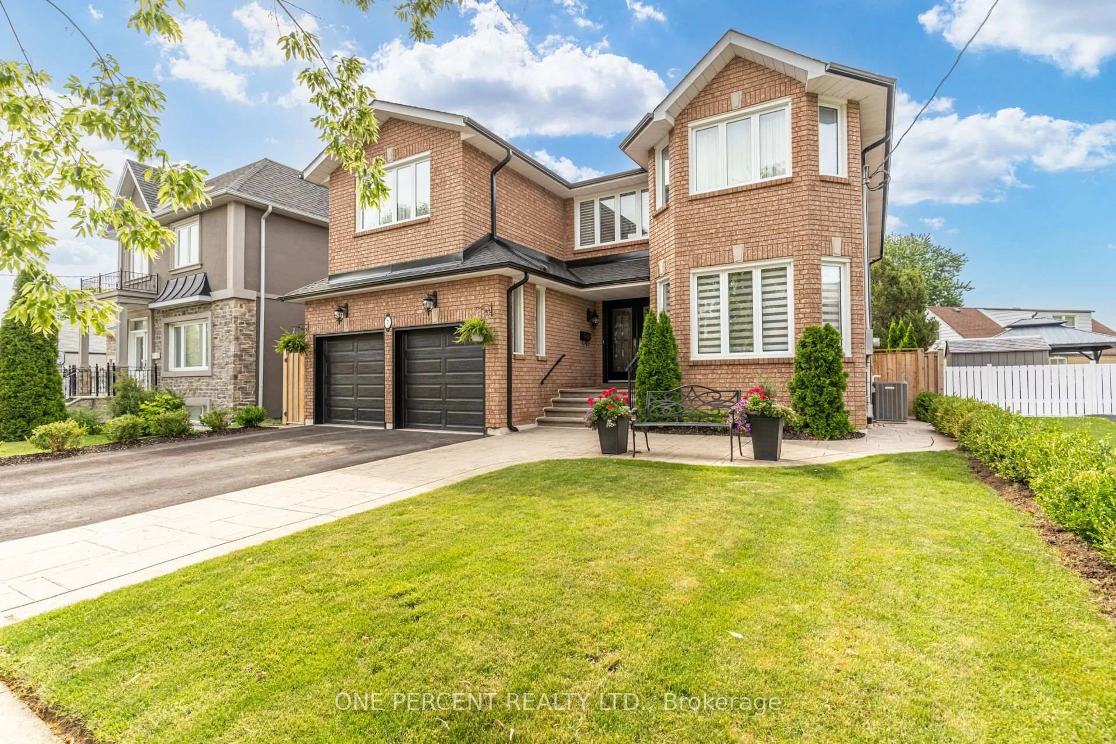 Home with brick exterior material, street for 7 Mendip Cres, Toronto Ontario M1P 1Y3