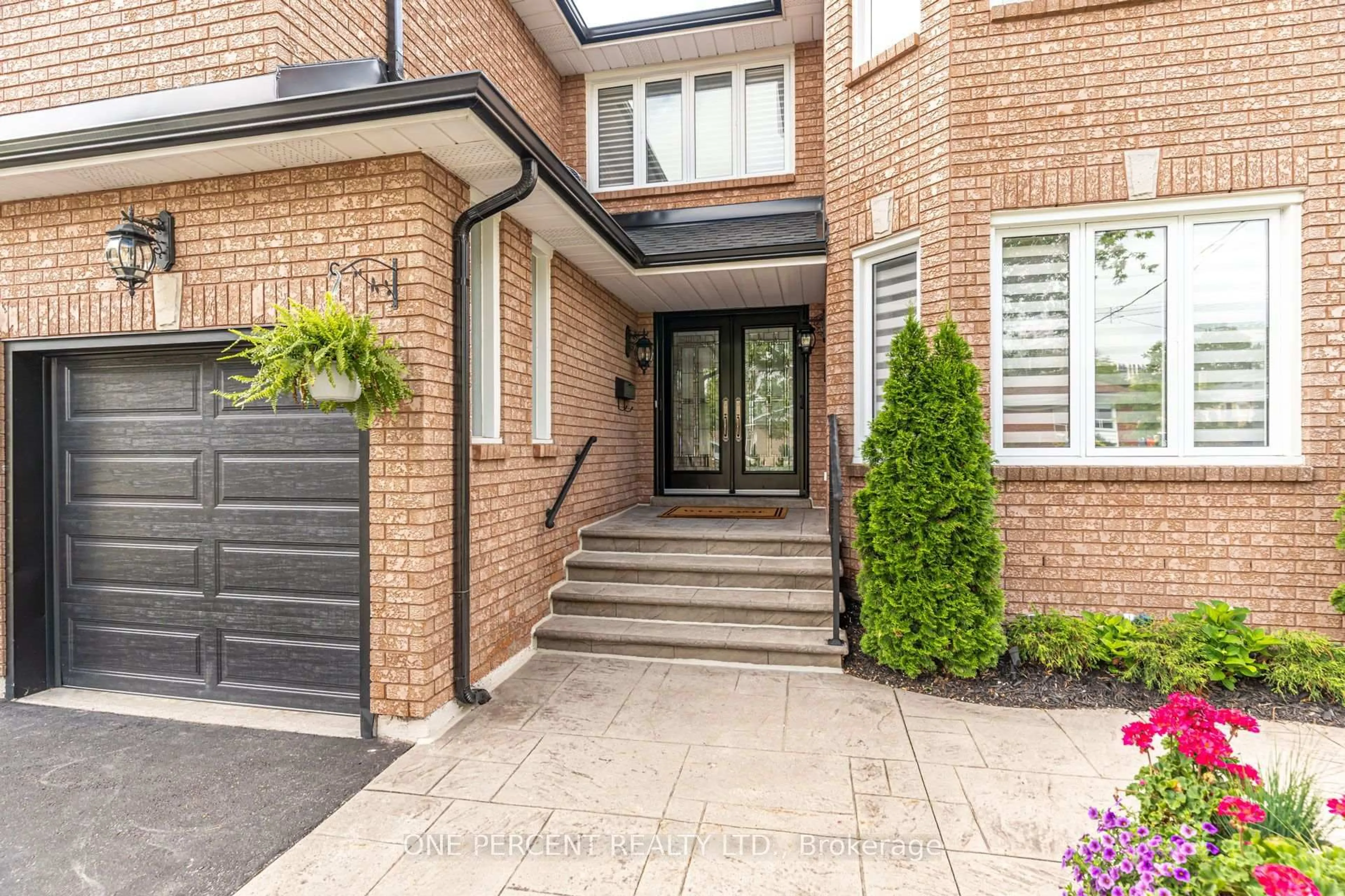 Home with brick exterior material, street for 7 Mendip Cres, Toronto Ontario M1P 1Y3