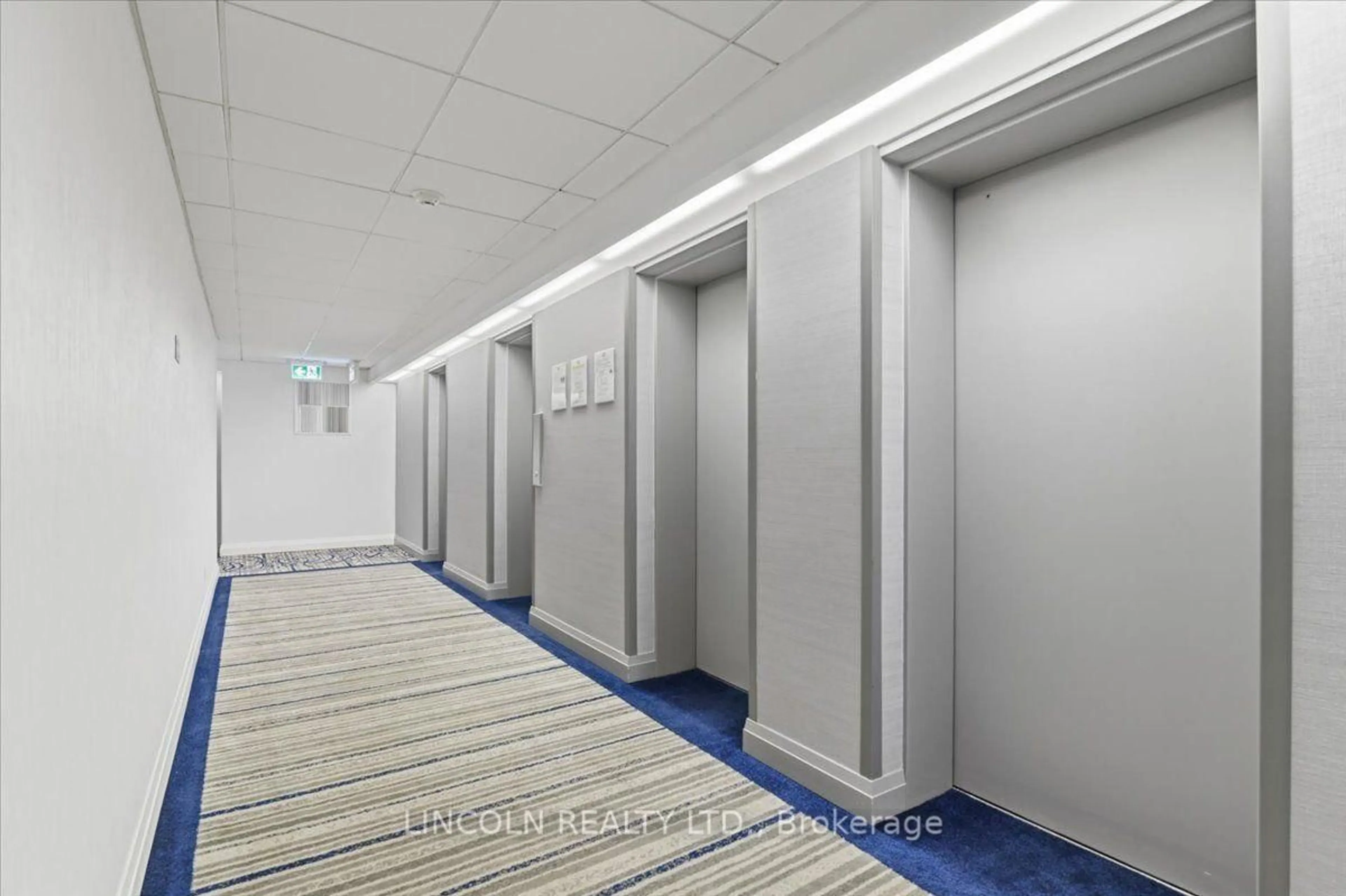 Indoor foyer for 55 Bamburgh Circ #PH-09, Toronto Ontario M1W 3V4