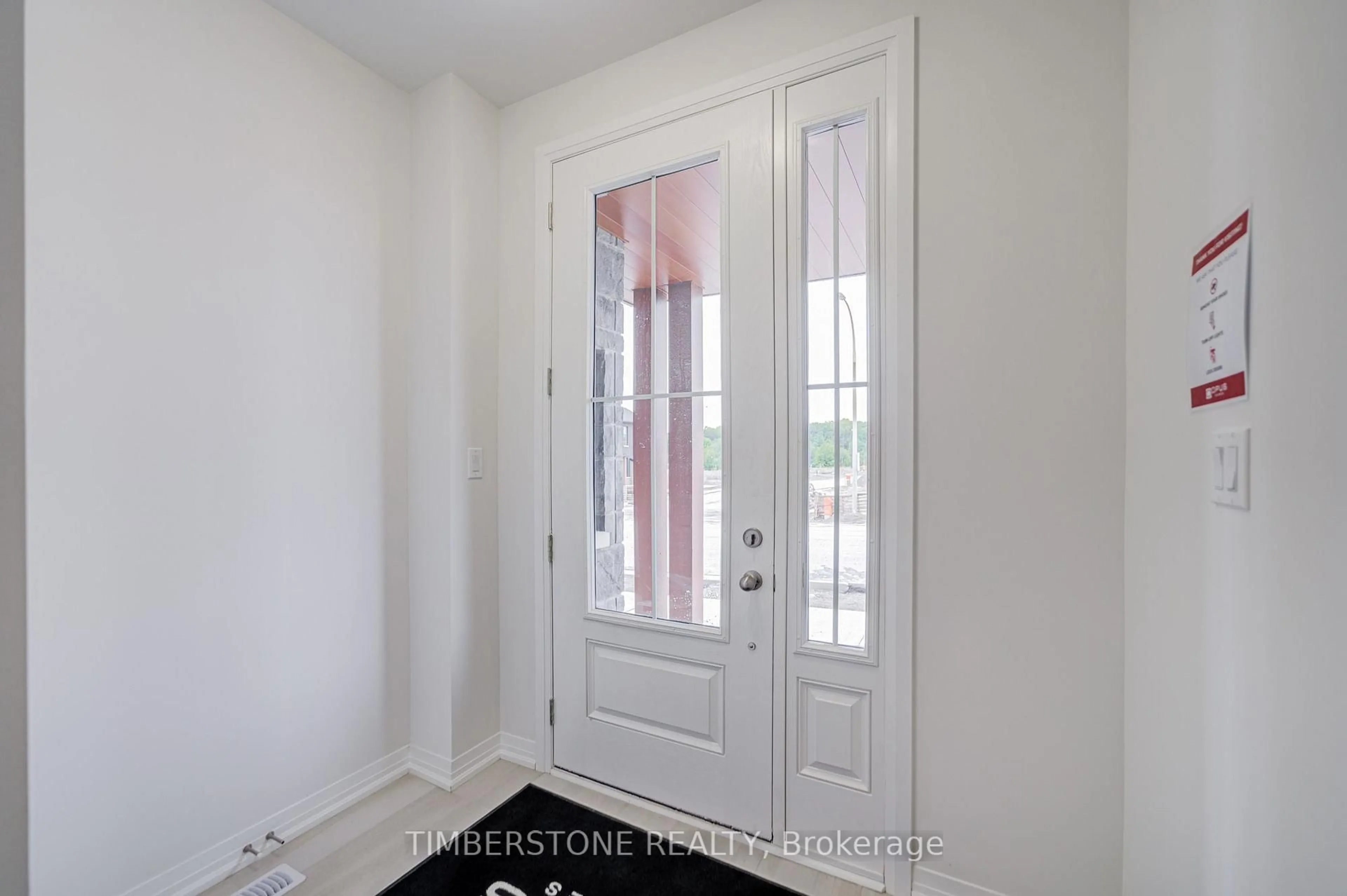 Indoor entryway for 3379 Elsa Story Ave, Pickering Ontario L1X 0J2