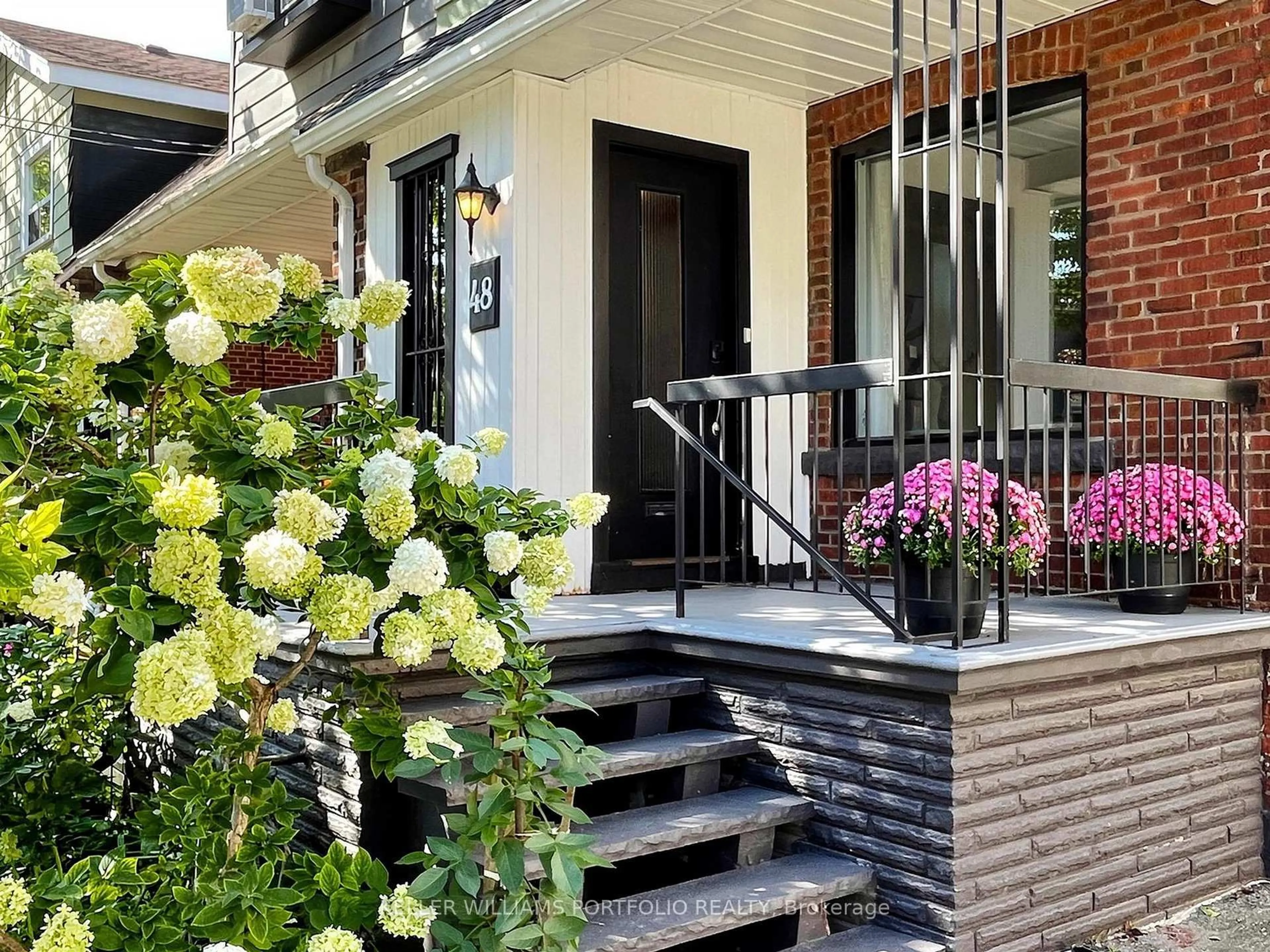 Unknown for 48 Hiltz Ave, Toronto Ontario M4L 2N5