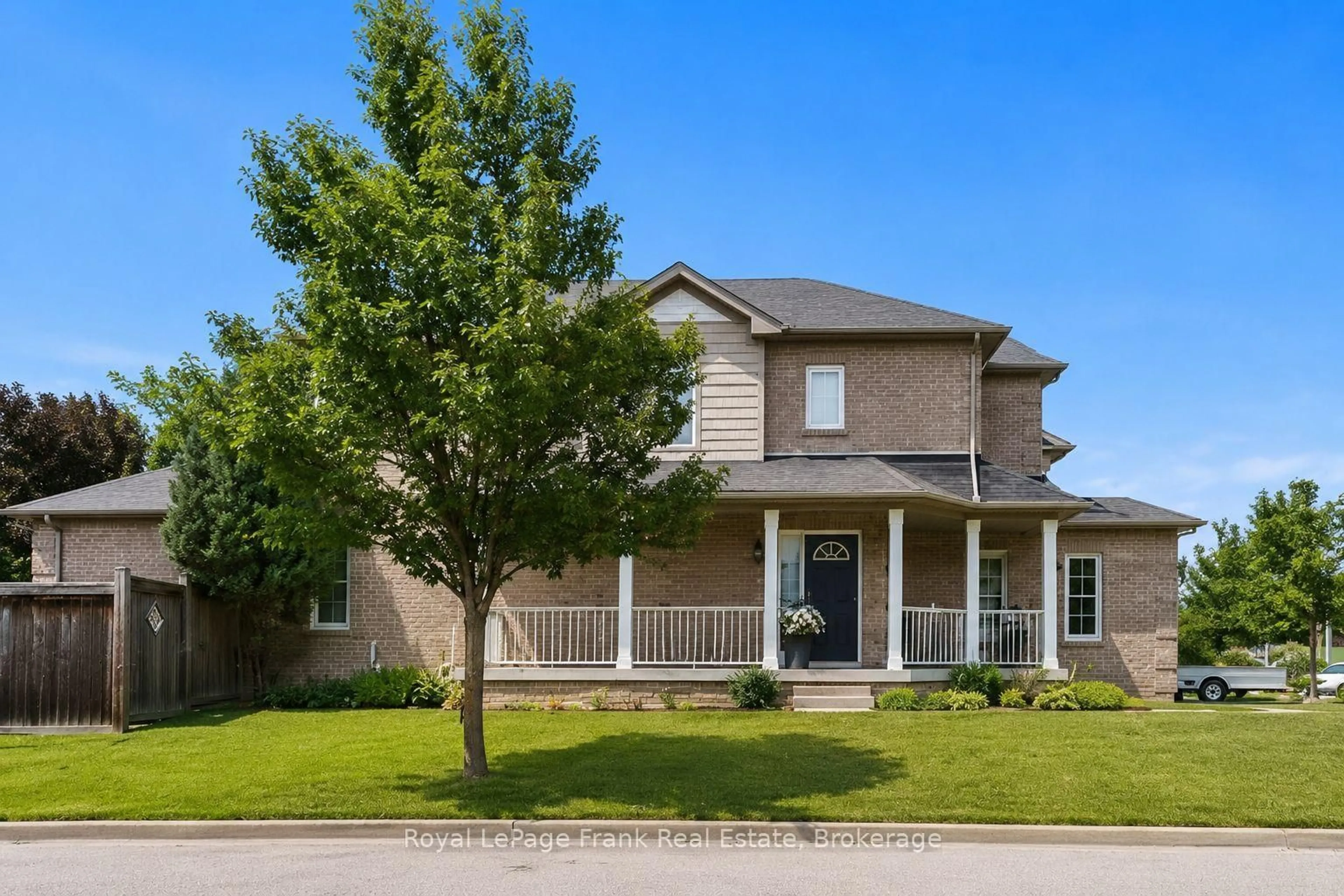 Home with brick exterior material, street for 1340 Wadebridge Cres, Oshawa Ontario L1K 3B2