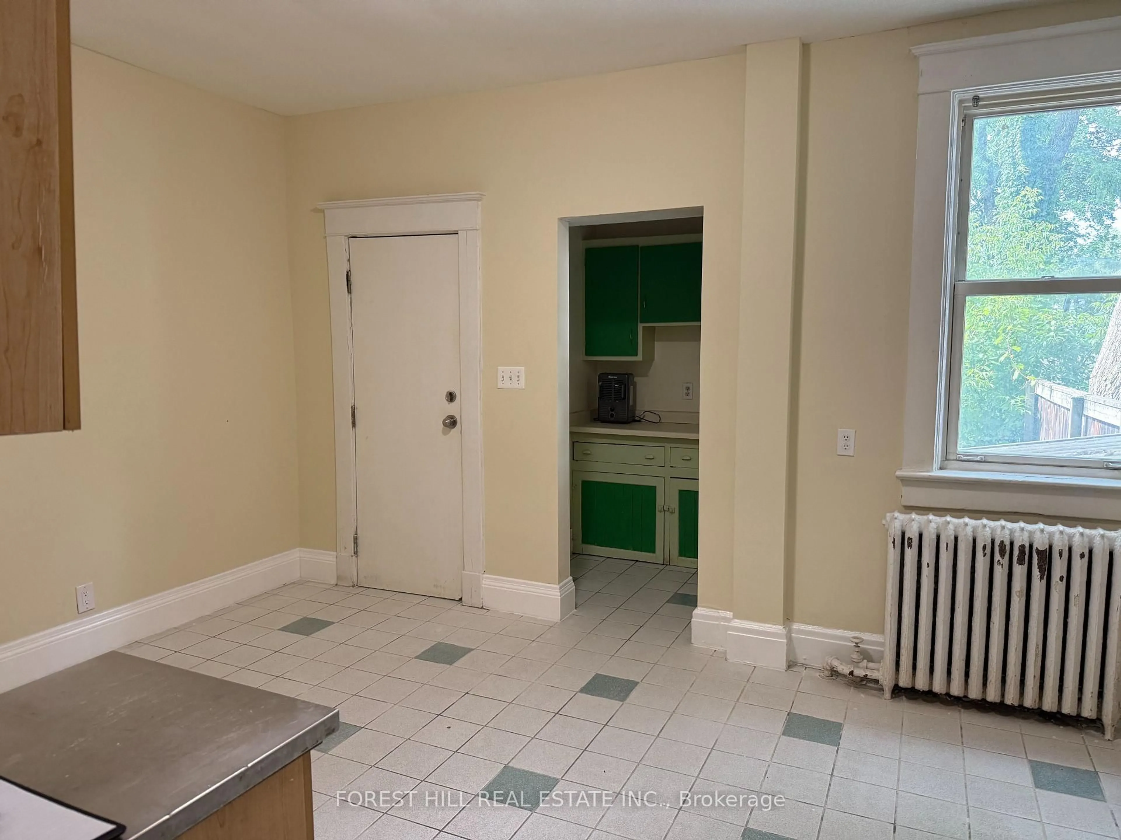 A pic of a room for 27 Dixon Ave, Toronto Ontario M4L 1N2