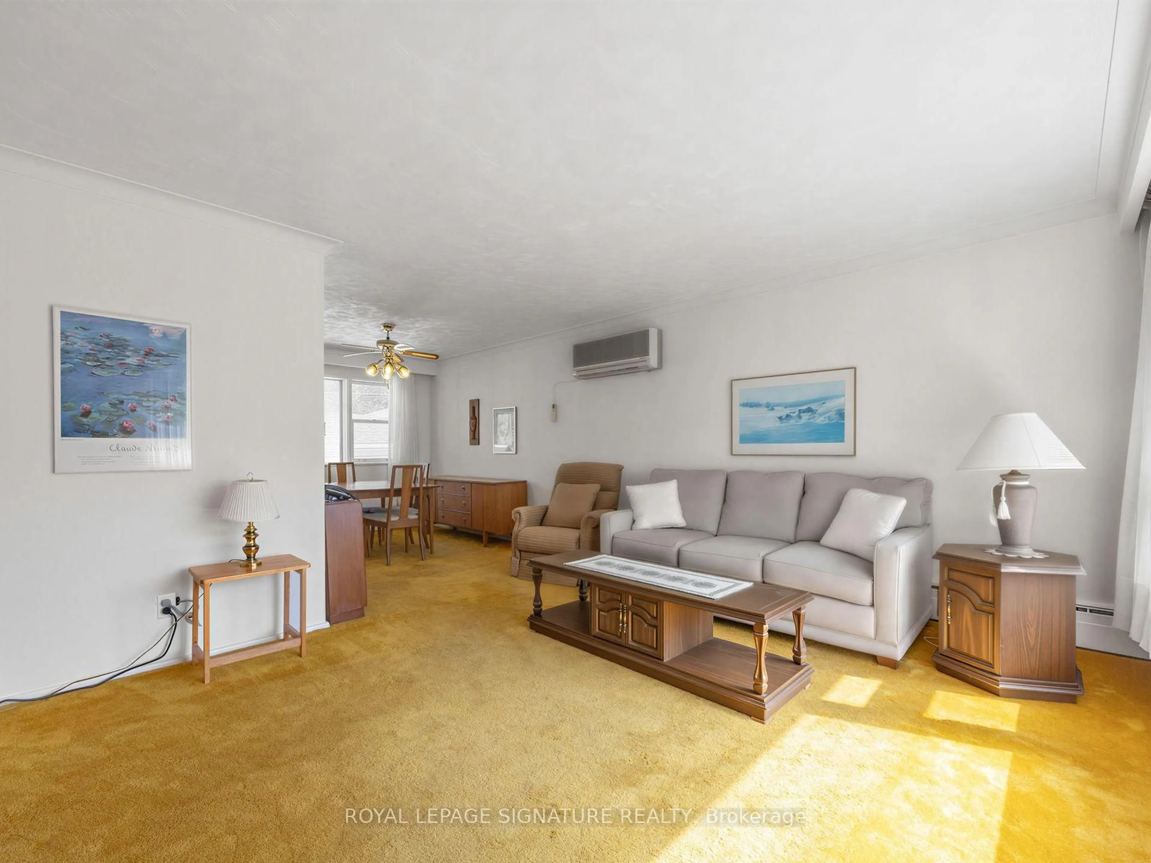 Living room with furniture, unknown for 68 Beacham Cres, Toronto Ontario M1T 1N1