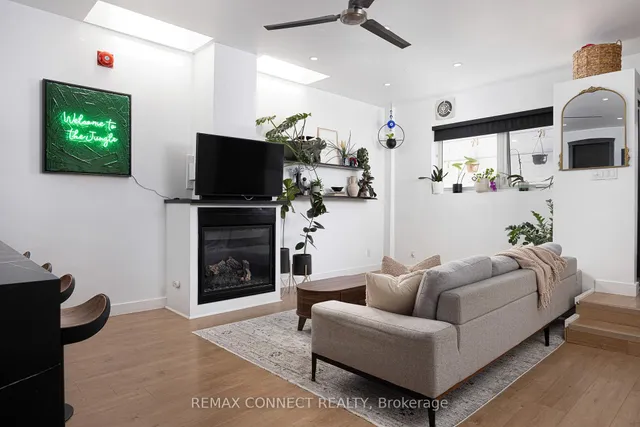 99 Coleman Ave #106, Toronto 3