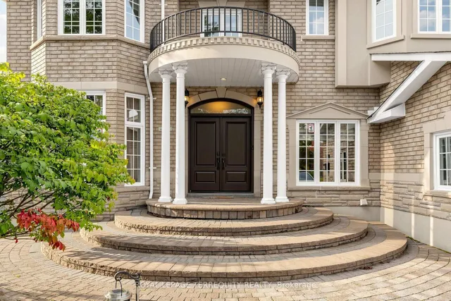 10 Roberson Dr, Ajax 2