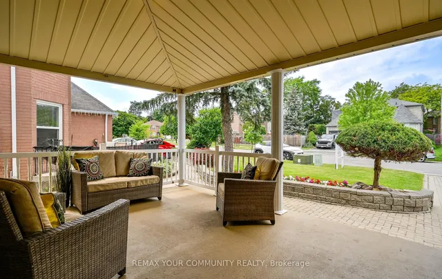 1554 Saugeen Dr, Pickering 5