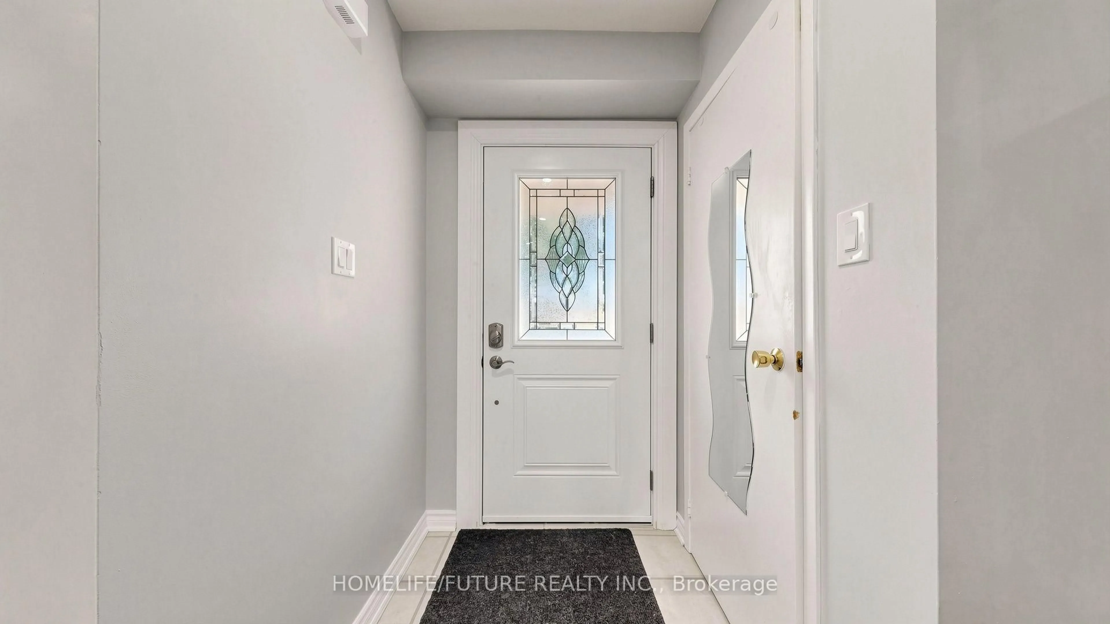 Indoor entryway for 168 Large Cres, Ajax Ontario L1T 2S4