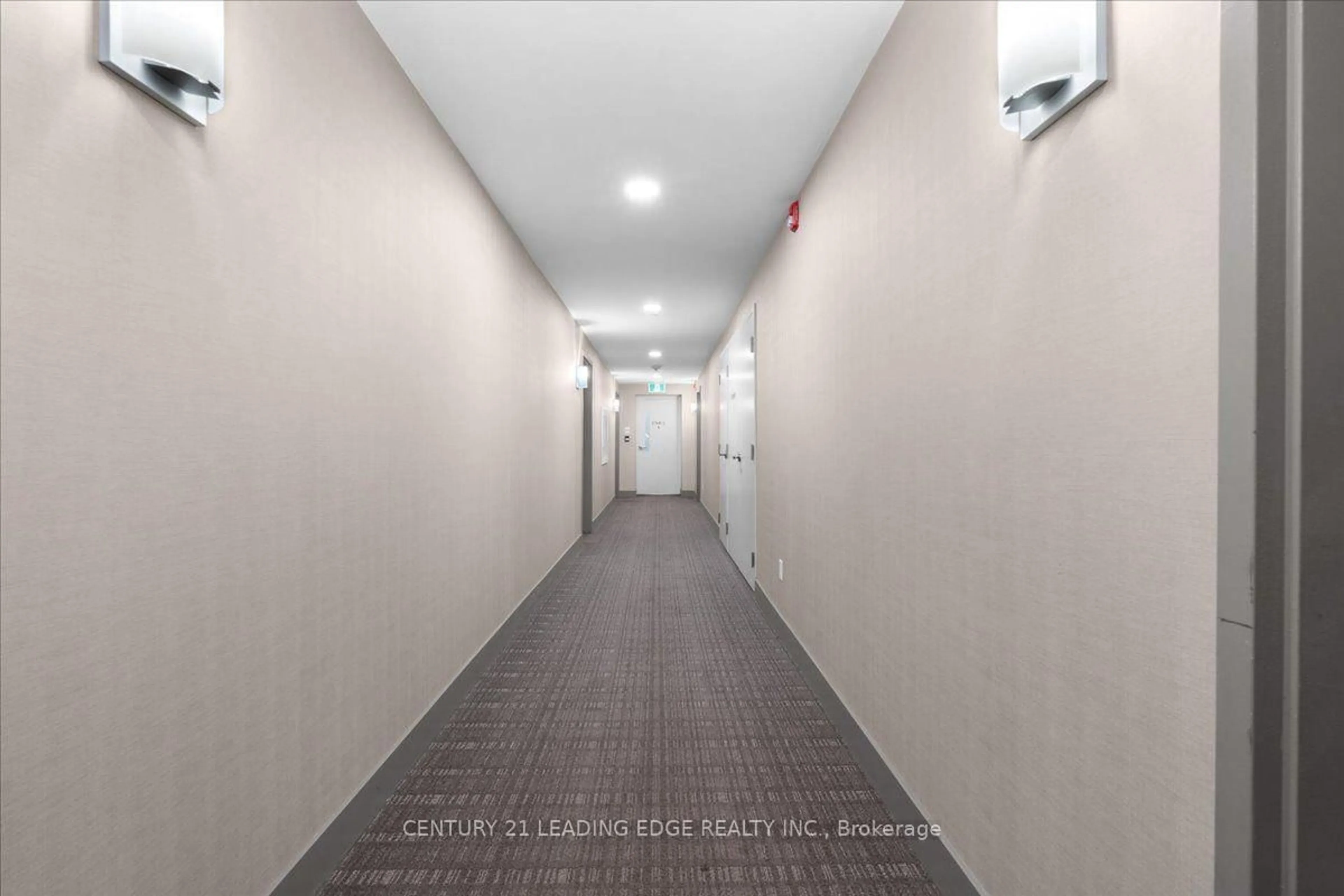 Indoor foyer for 5131 Sheppard Ave #613, Toronto Ontario M1B 0C8