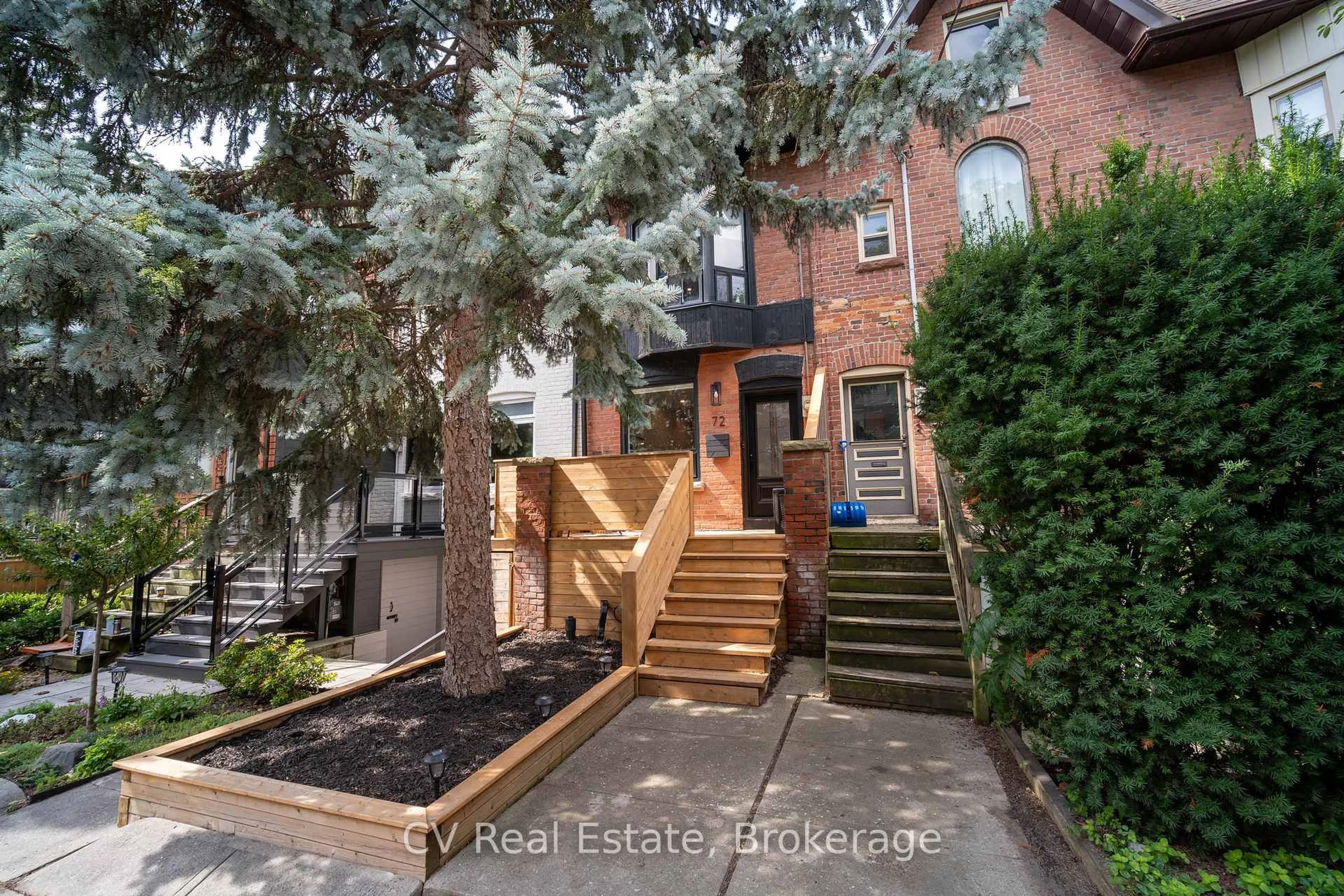 Home with brick exterior material, street for 72 Hamilton St, Toronto Ontario M4M 2C8