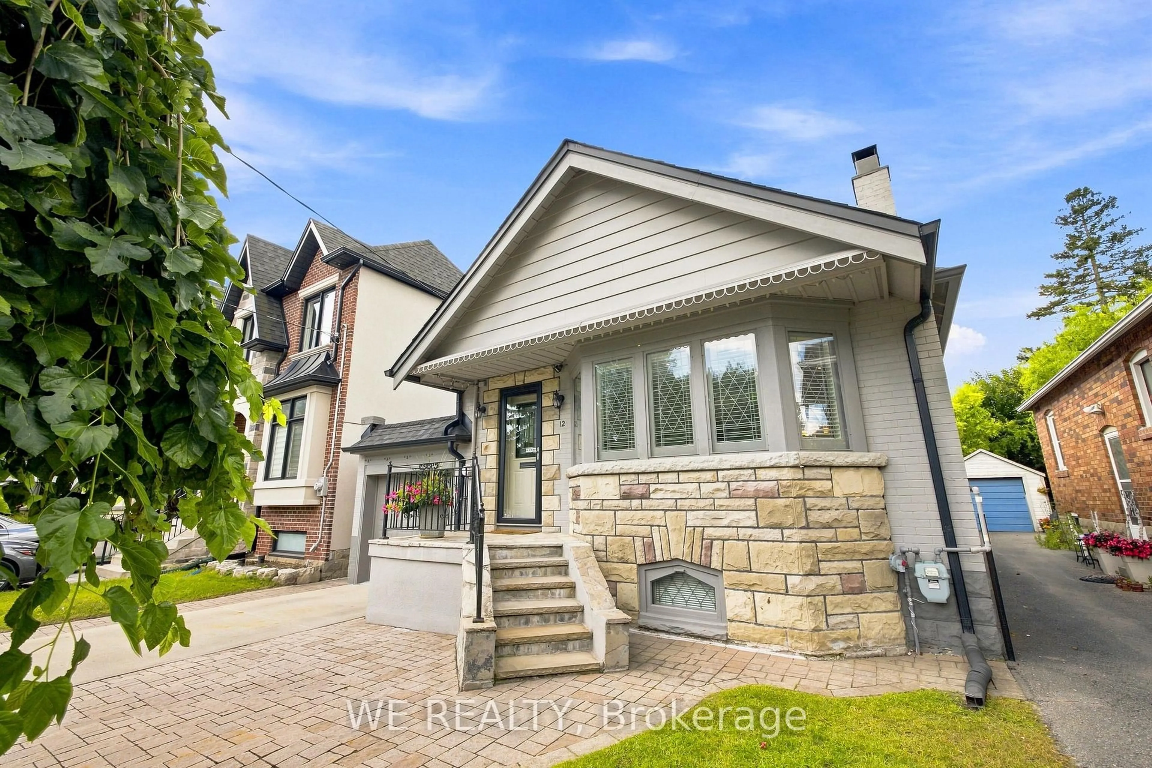 Unknown for 12 Fairside Ave, Toronto Ontario M4C 3G9