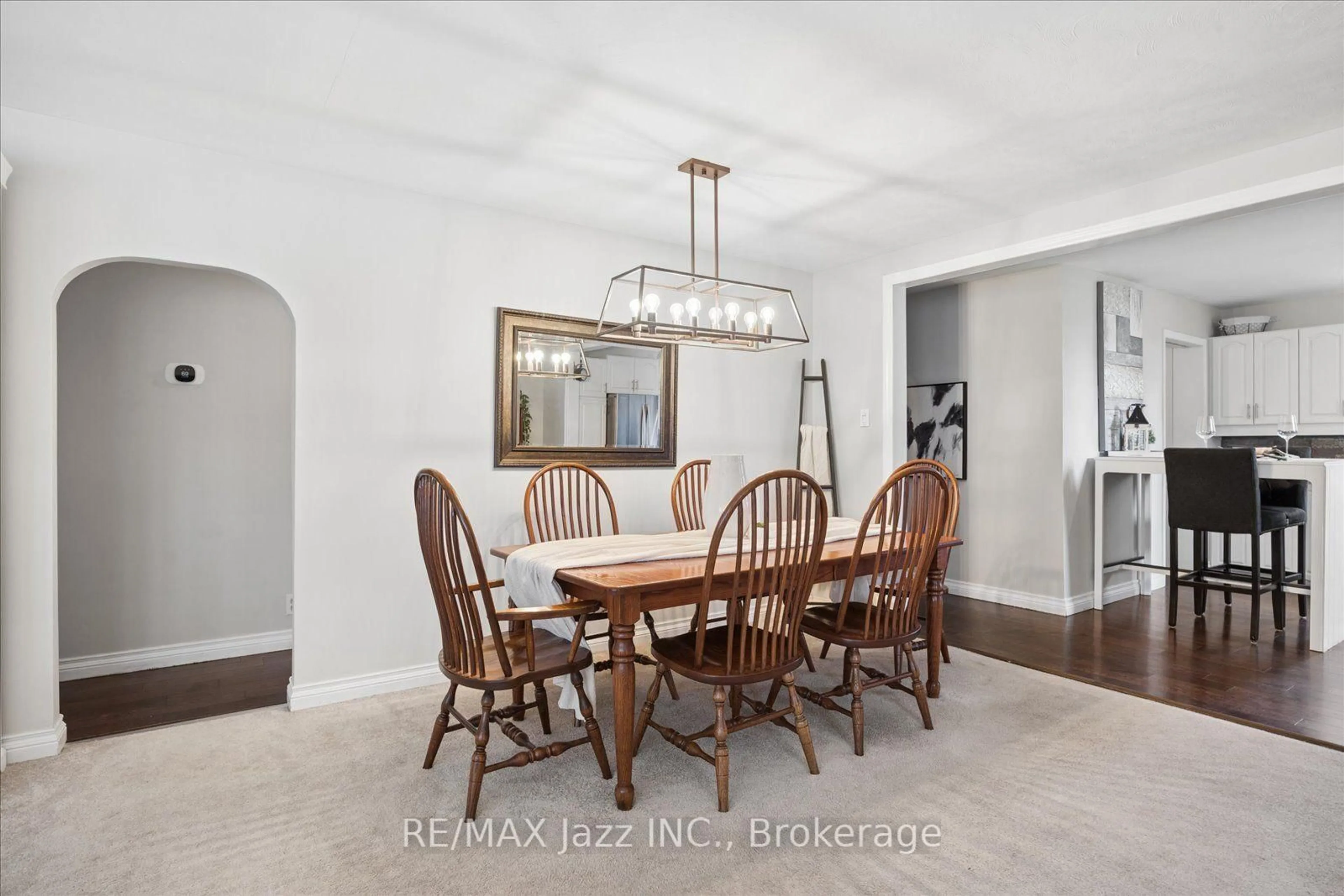 Dining room, unknown for 364 King St, Clarington Ontario L1C 3K5
