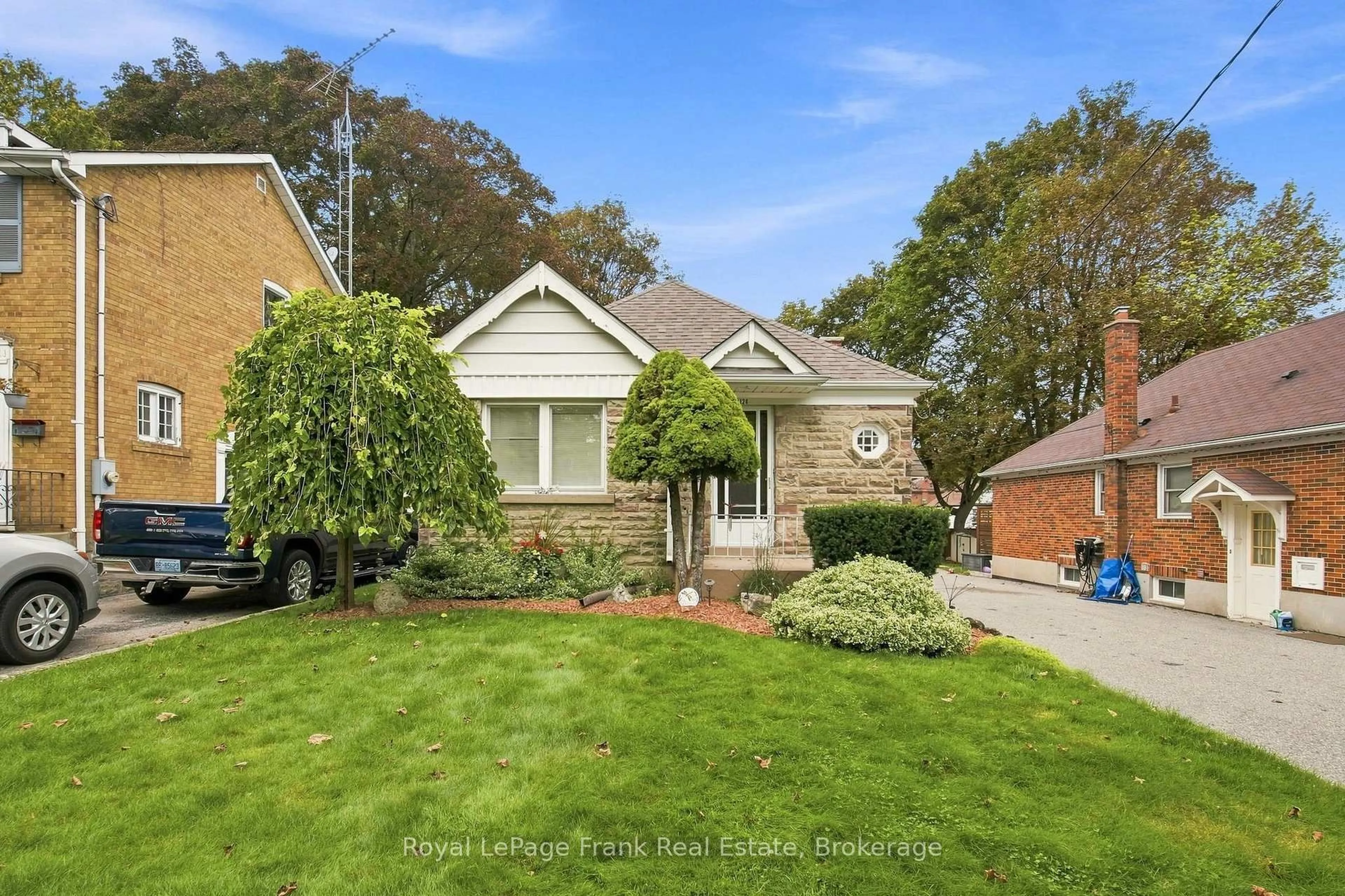 Home with brick exterior material, street for 126 Lauder Rd, Oshawa Ontario L1G 2H6