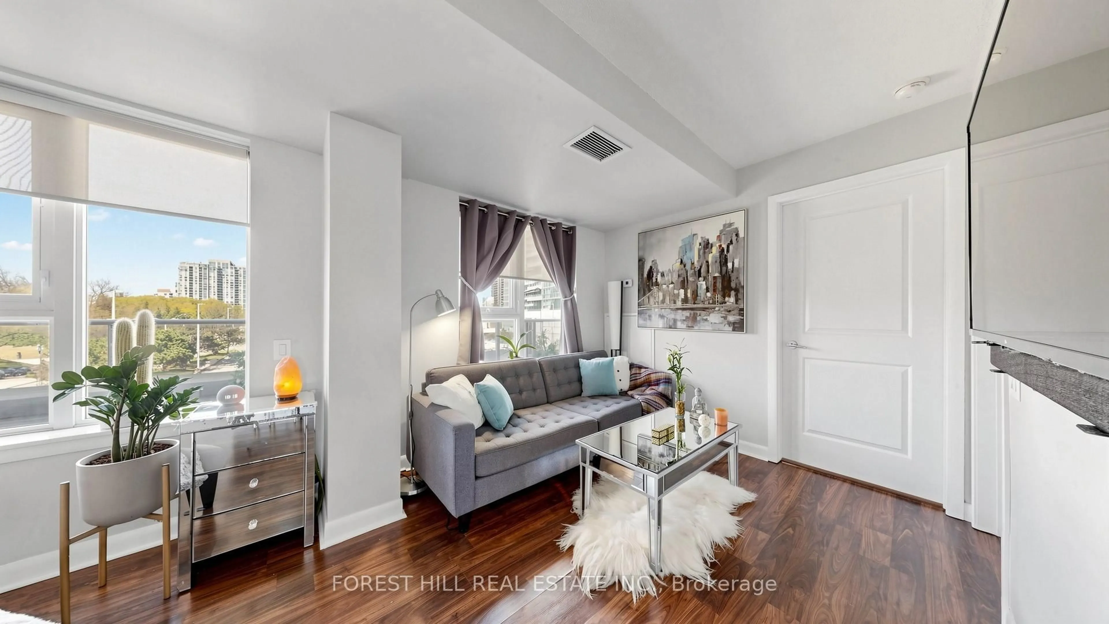 Living room with furniture, unknown for 25 Town Centre Crt #325, Toronto Ontario M1P 0B4