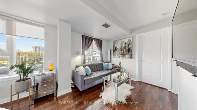 25 Town Centre Crt #325, Toronto 3