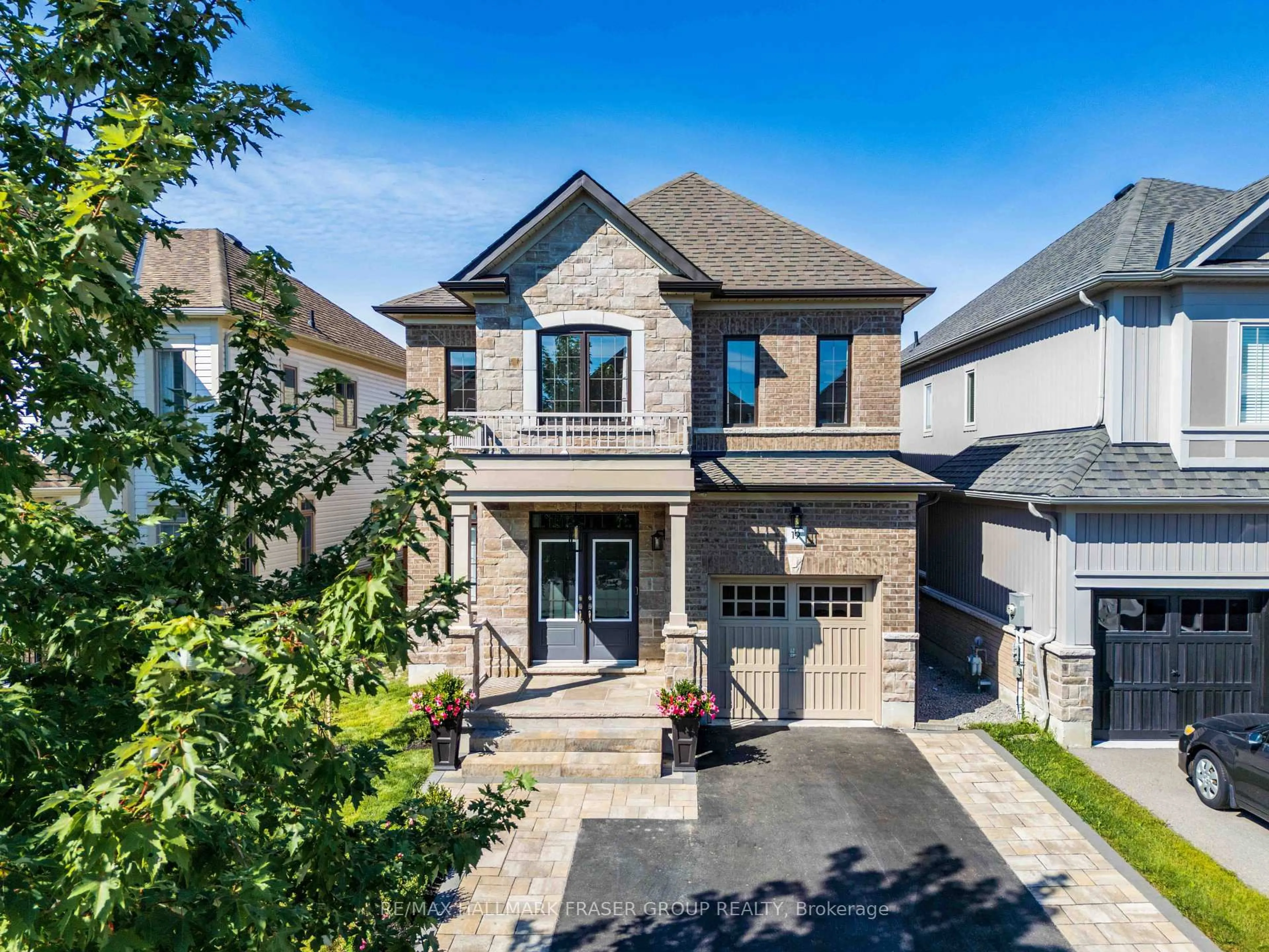 Home with brick exterior material, street for 19 Crombie St, Clarington Ontario L1C 4A1
