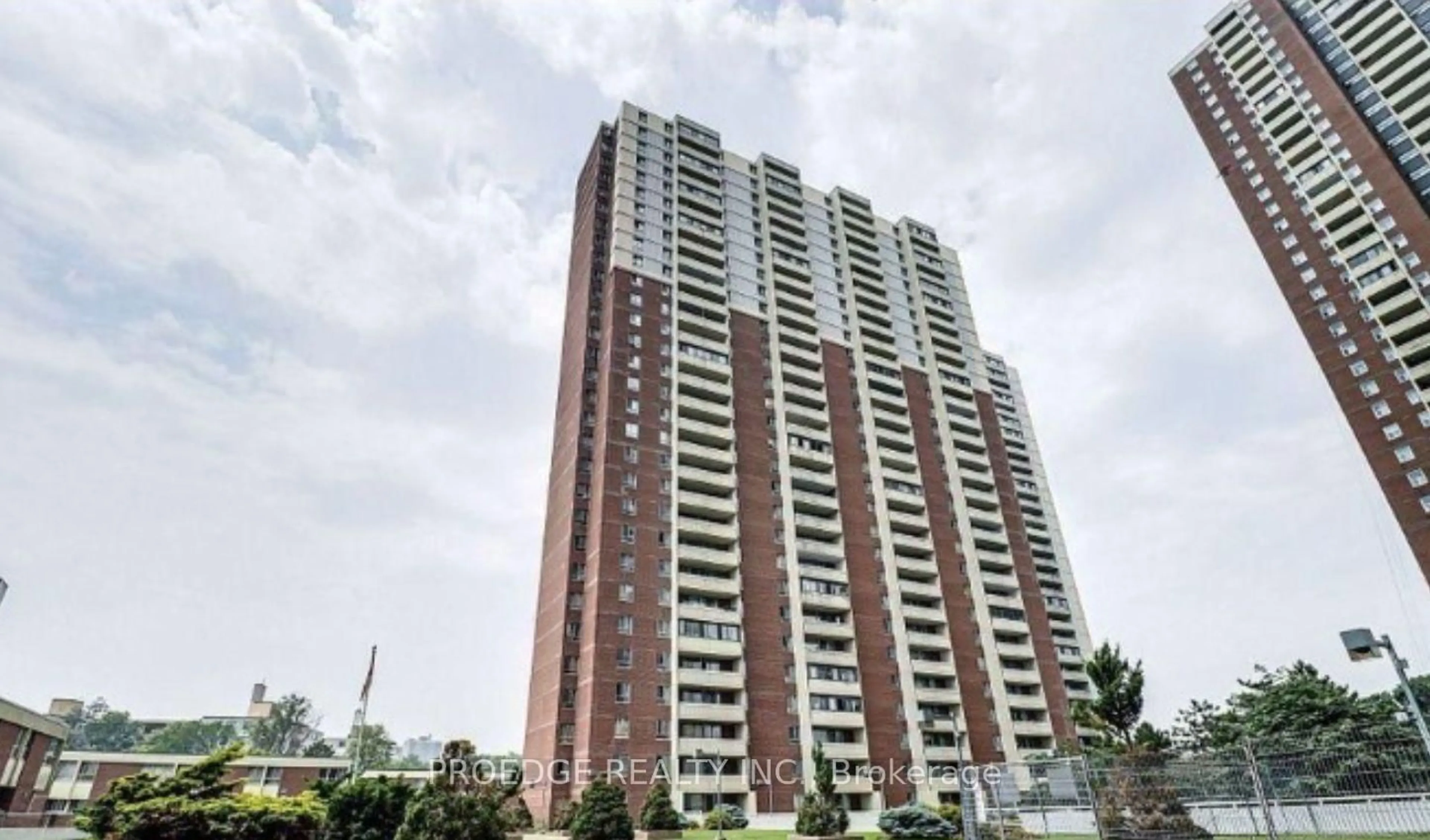 Unknown for 5 Massey Sq #102, Toronto Ontario M4C 5L6