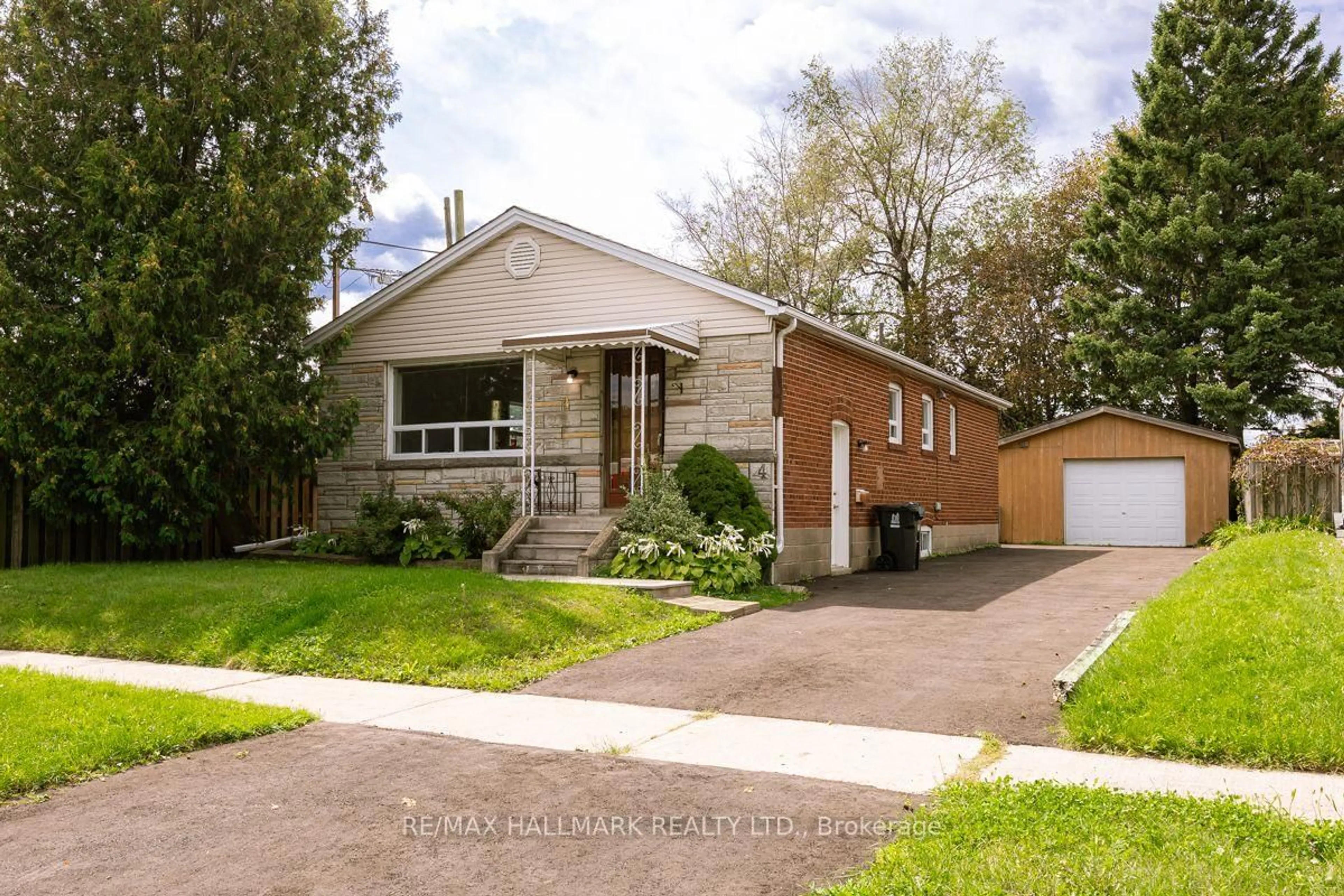 Home with brick exterior material, street for 4 Bergen Rd, Toronto Ontario M1P 1R9