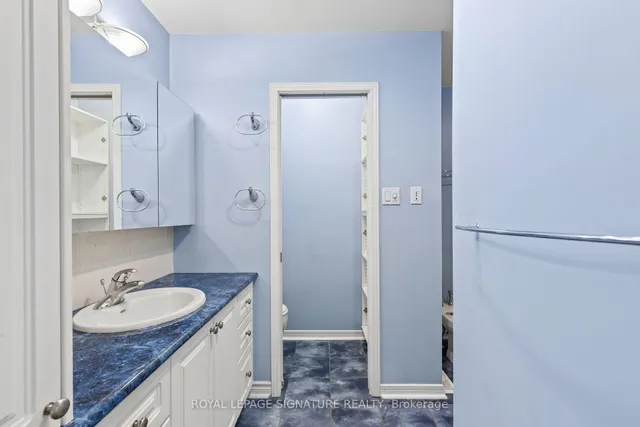 580 Eyer Dr #42, Pickering 2