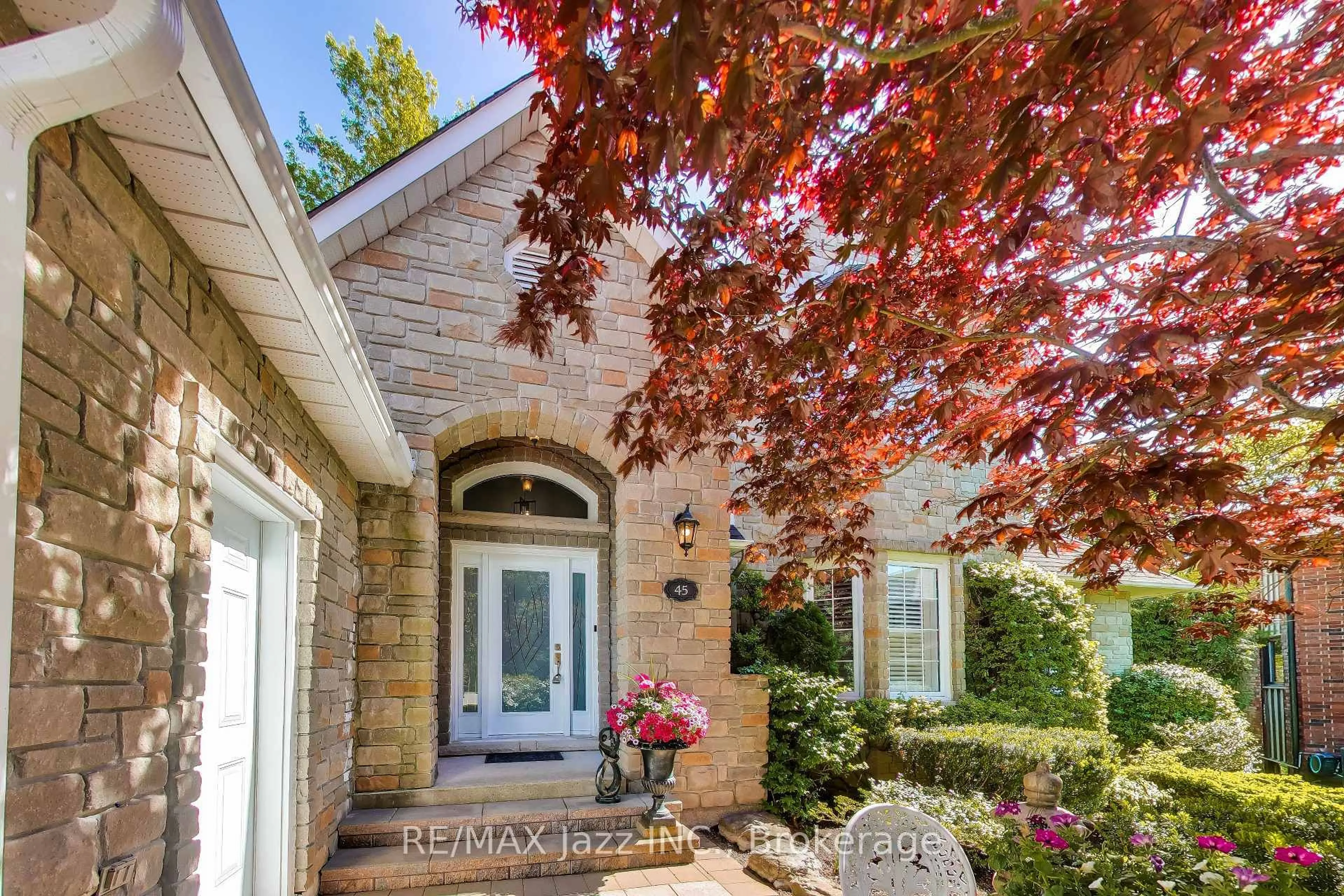Unknown for 45 Windsor Valley Pl, Clarington Ontario L1E 1J4