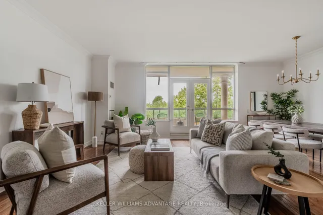 9 Boardwalk Dr #321, Toronto 4