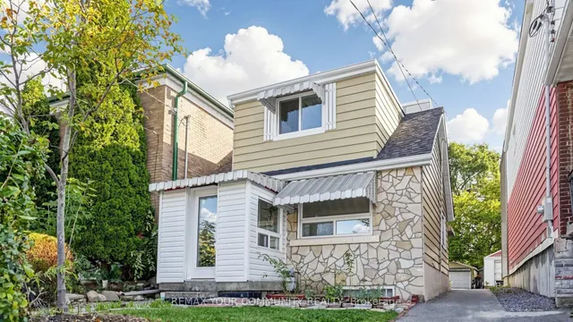 73 Robinson Ave, Toronto 2