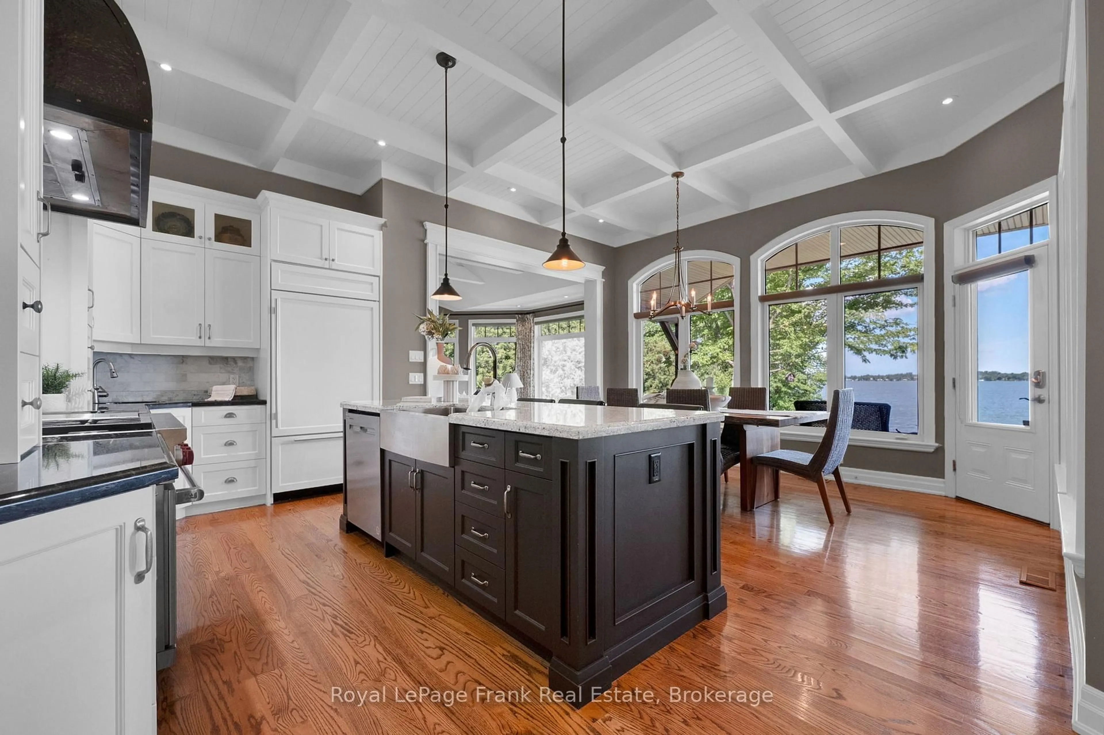 Open concept kitchen, unknown for 19920 St Christopher's Beach Rd, Scugog Ontario L0B 1B0