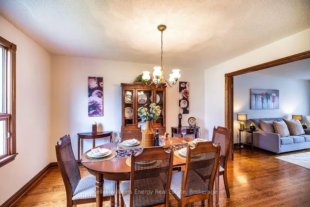 75 Waverly St, Oshawa 5