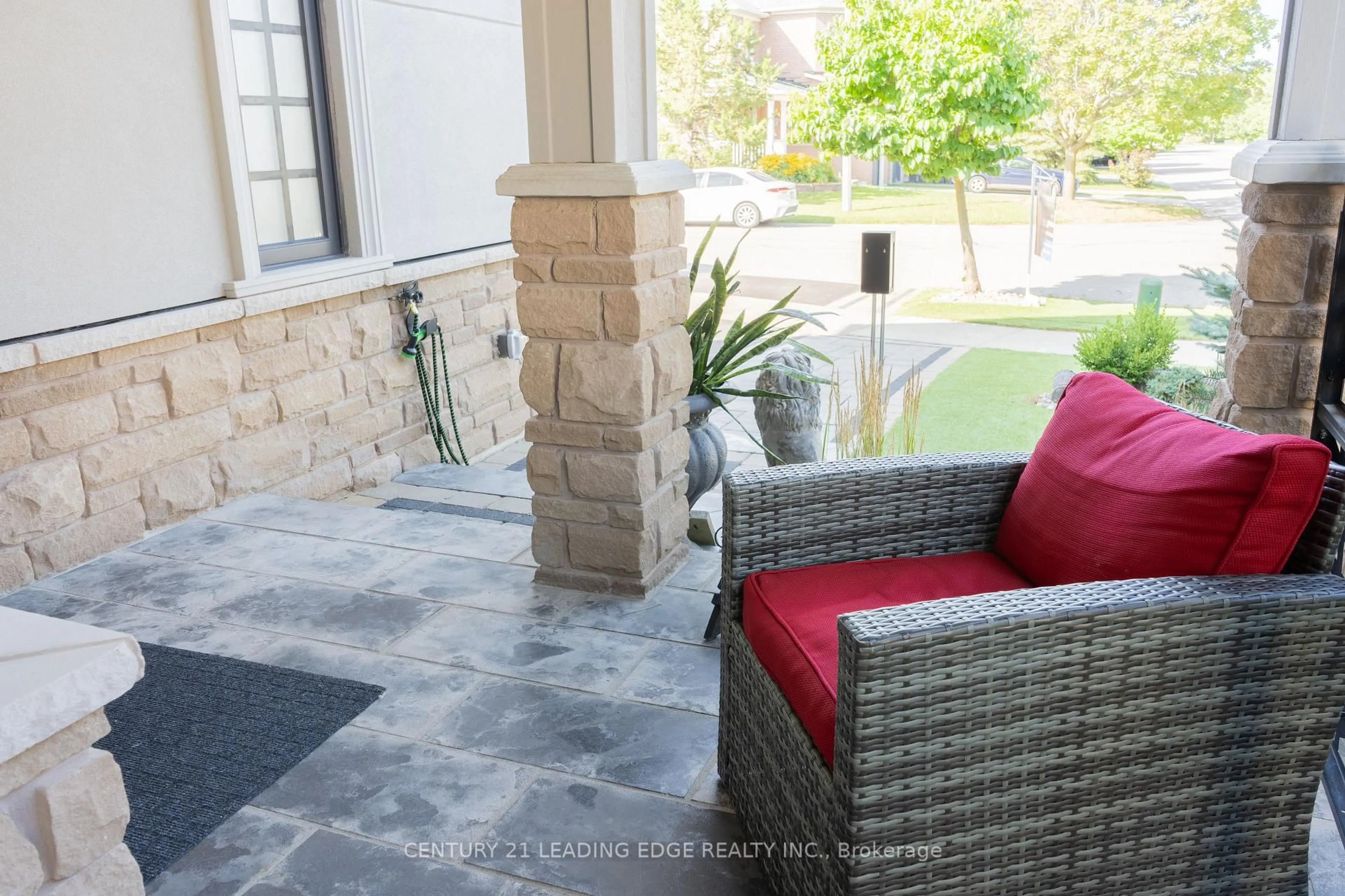 Patio, street for 53 Ault Cres, Whitby Ontario L1M 2G7