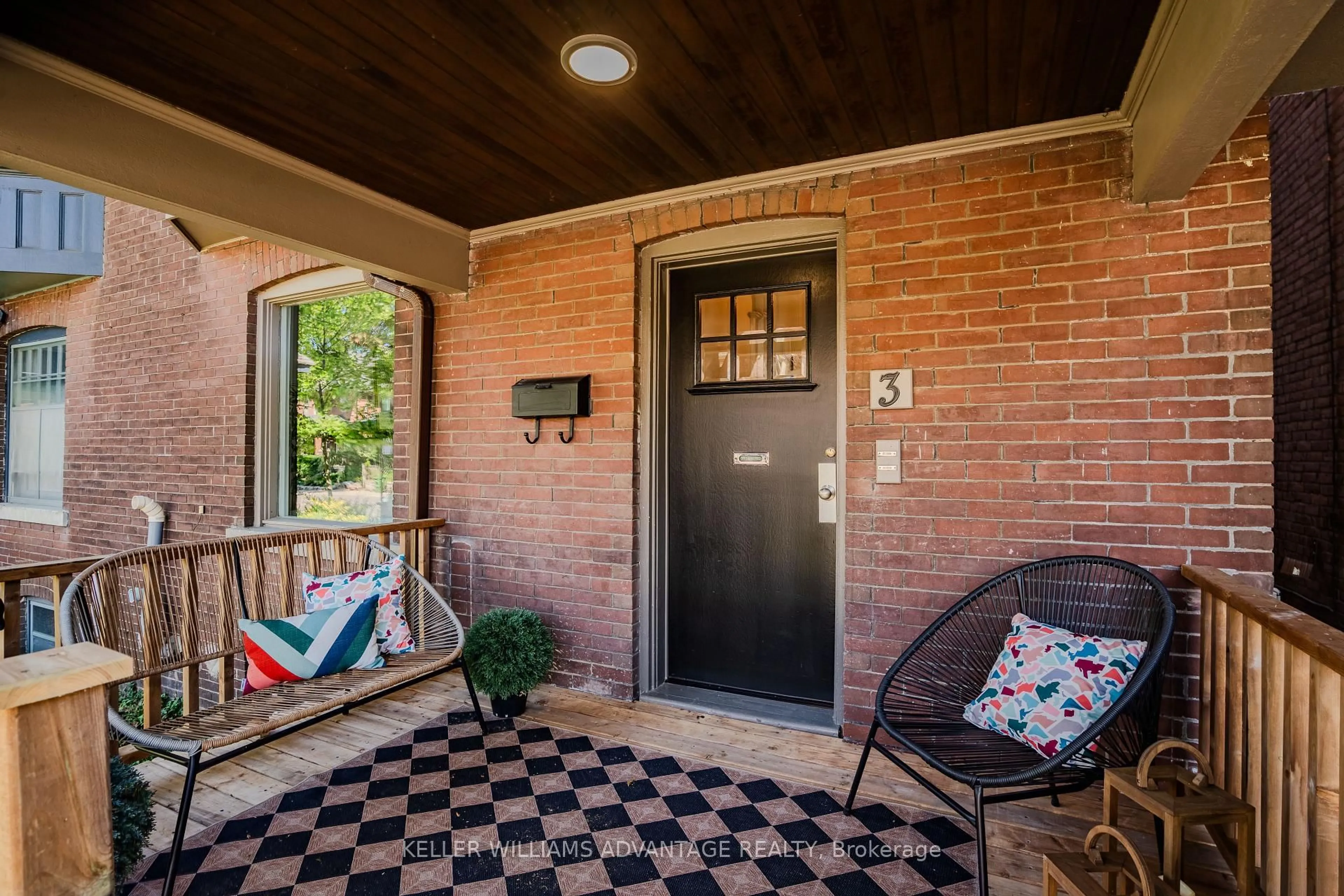 Indoor entryway for 3 Columbine Ave, Toronto Ontario M4L 1P2
