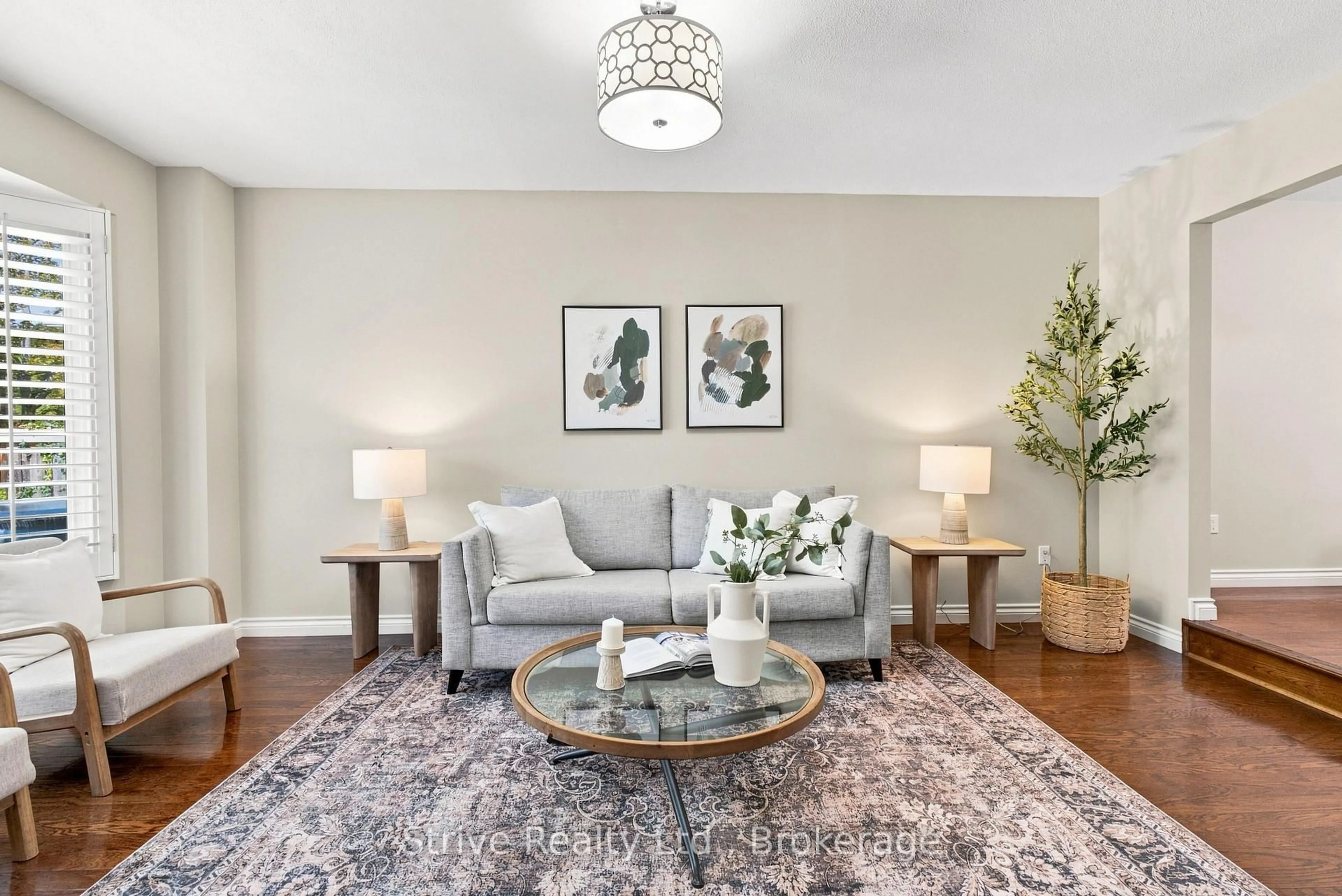 Living room with furniture, unknown for 5 Carriage Lane, Clarington Ontario L1E 1J9