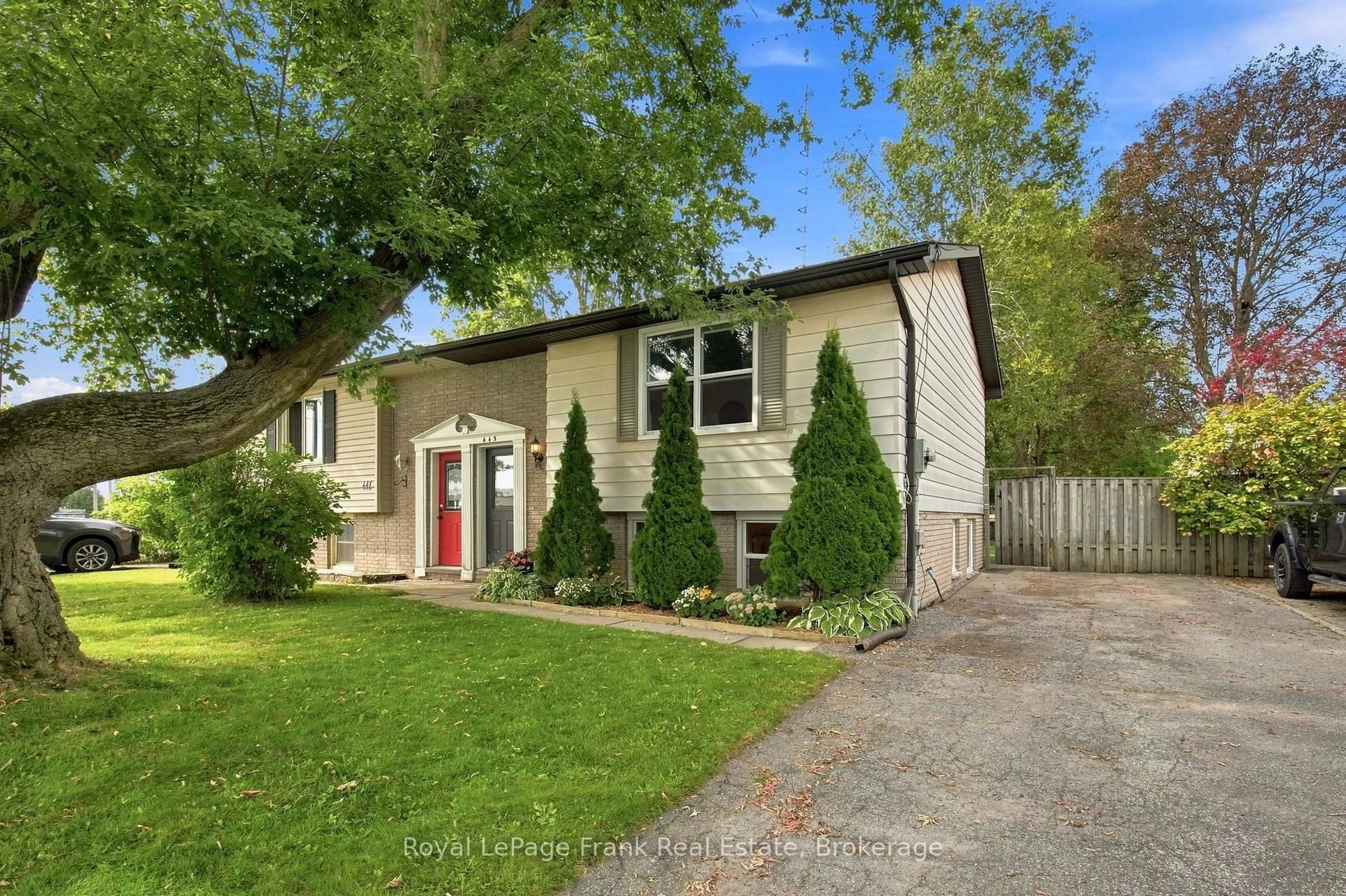 Unknown for 445 Bay St, Scugog Ontario L9L 1M7