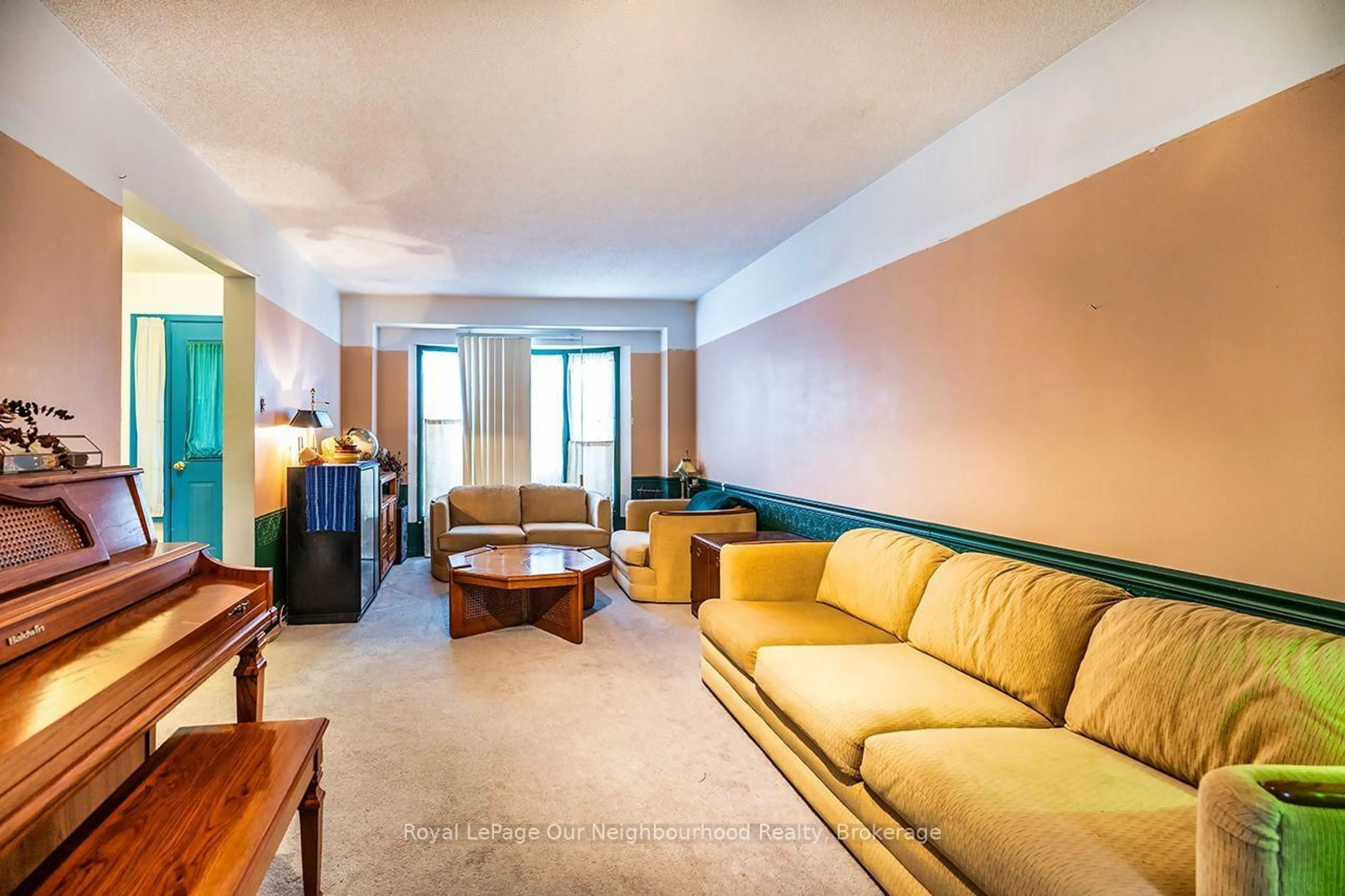 Living room with furniture, unknown for 24 Coe Dr, Ajax Ontario L1T 3H9