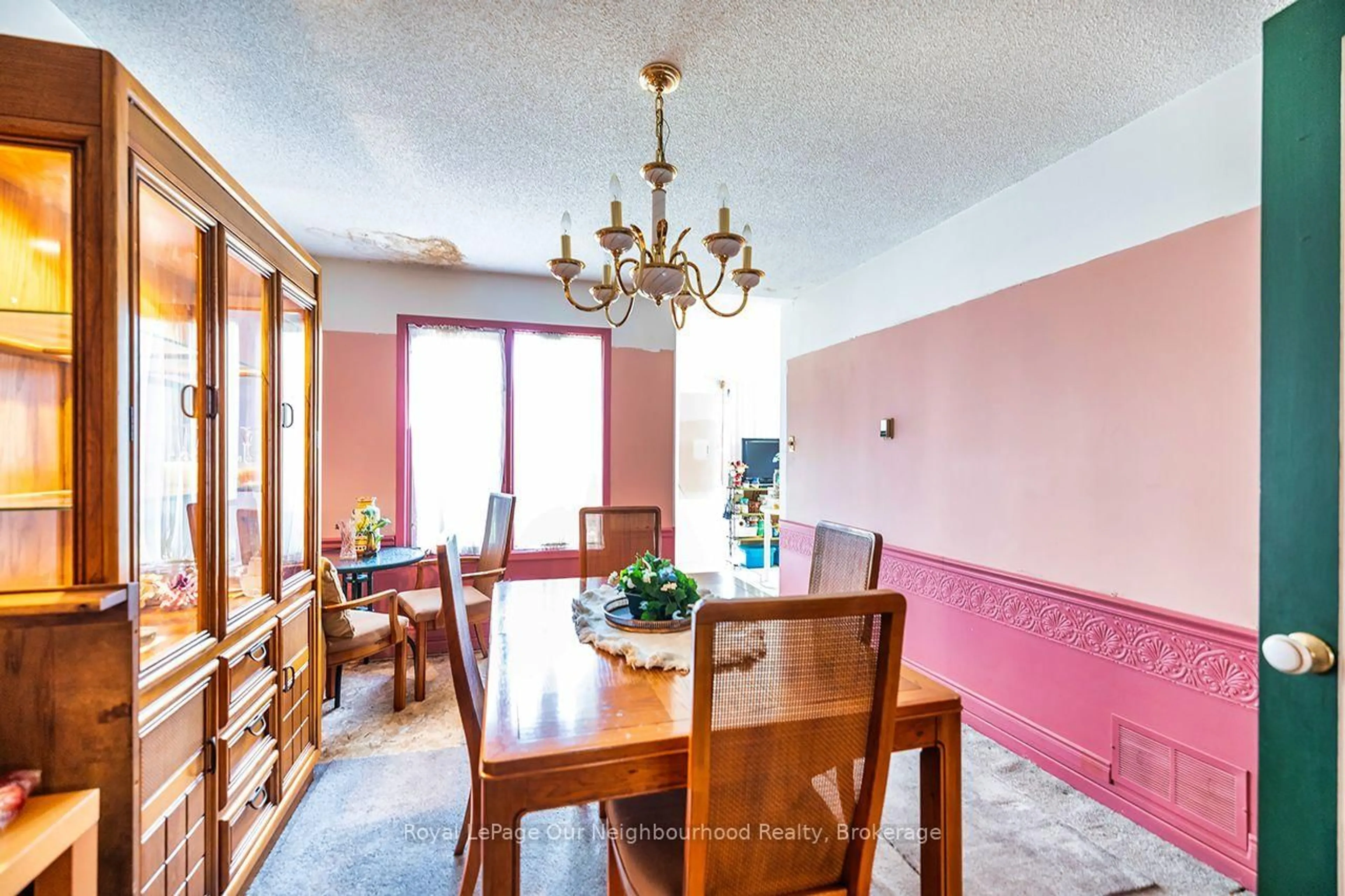 Dining room, unknown for 24 Coe Dr, Ajax Ontario L1T 3H9