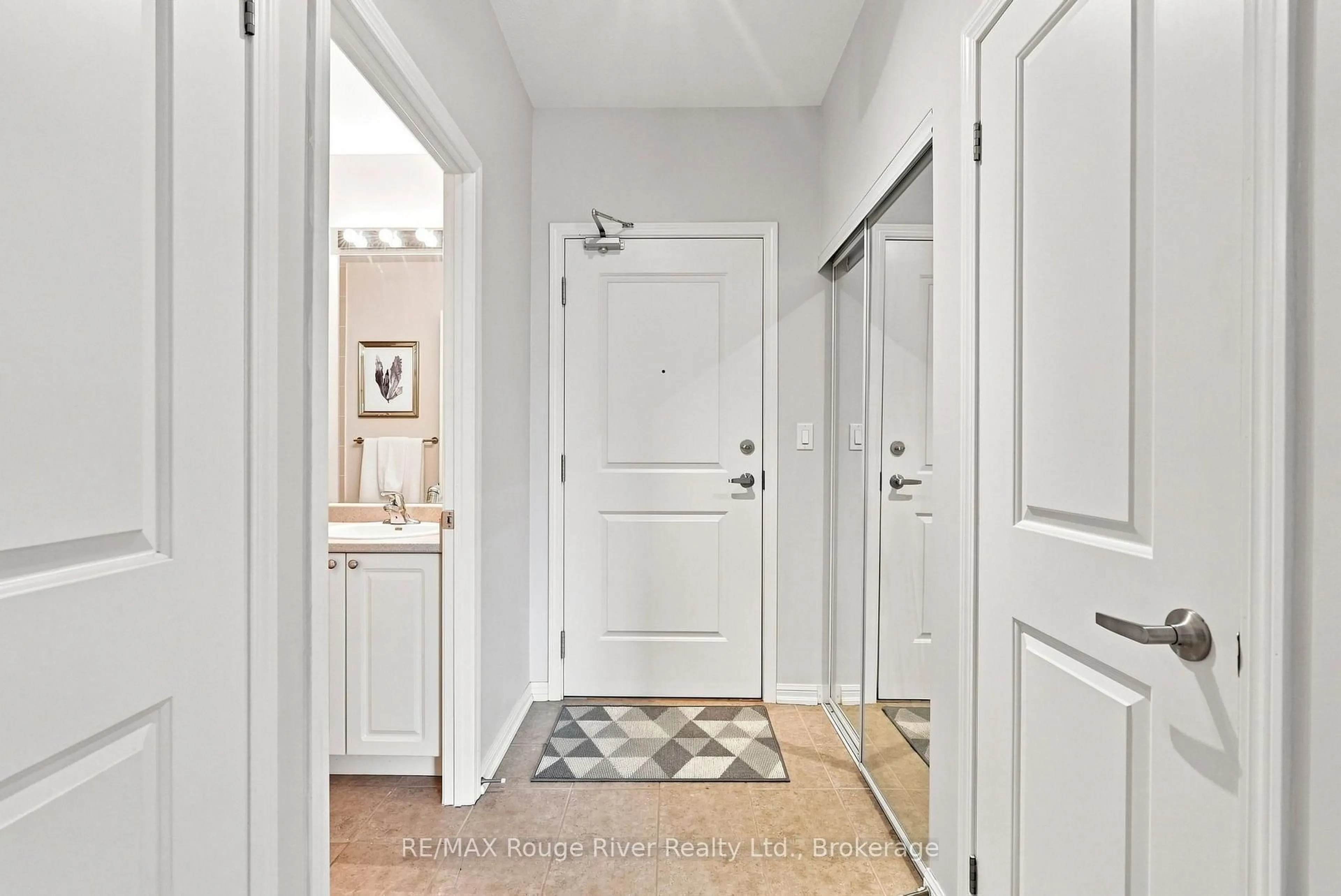 Indoor entryway for 1 Sidney Lane #311, Clarington Ontario L1C 0N5