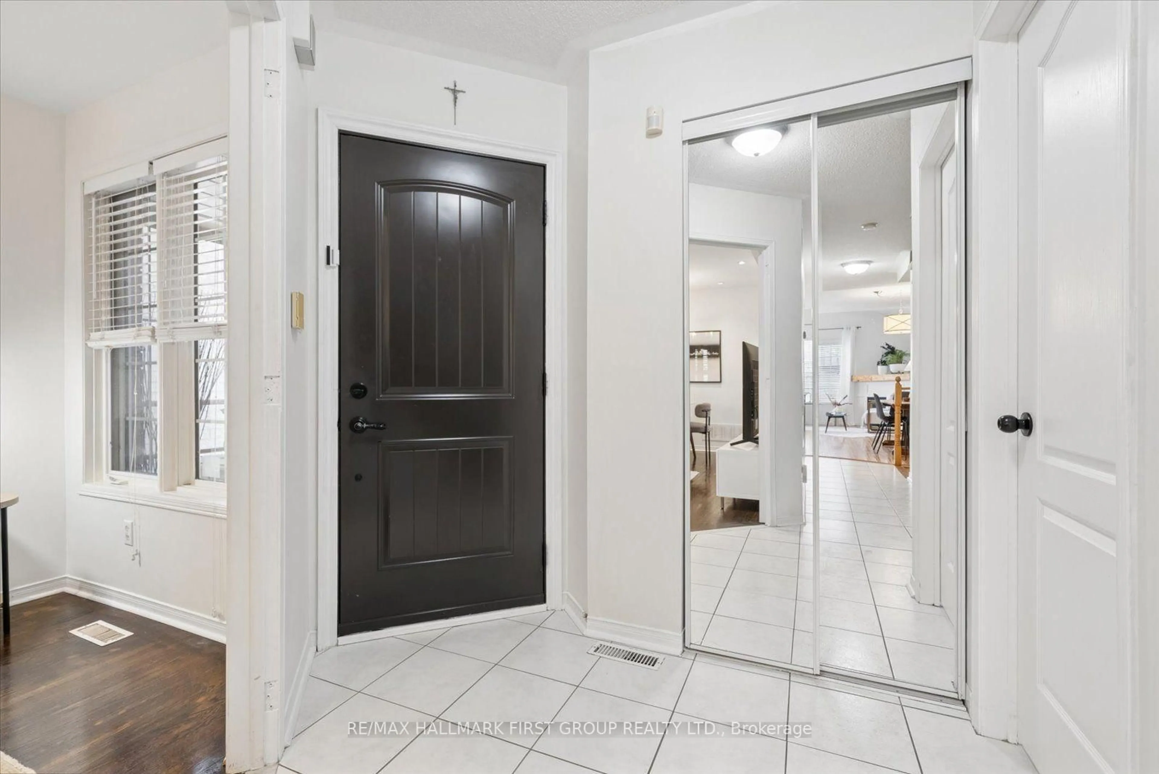 Indoor entryway for 67 Epps Cres, Ajax Ontario L1Z 1G2