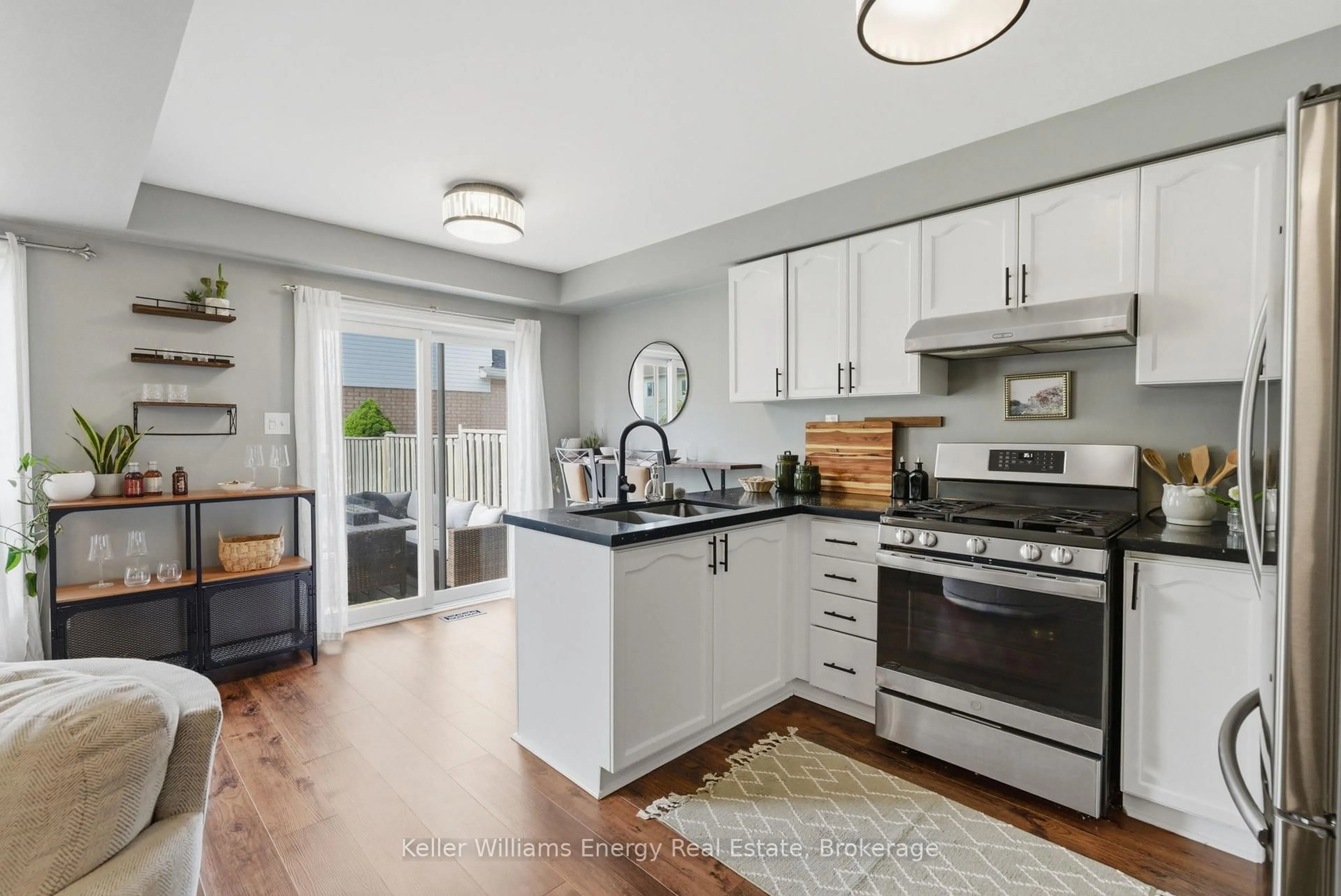 Open concept kitchen, unknown for 42 Cecil Found Cres, Clarington Ontario L1E 2W1