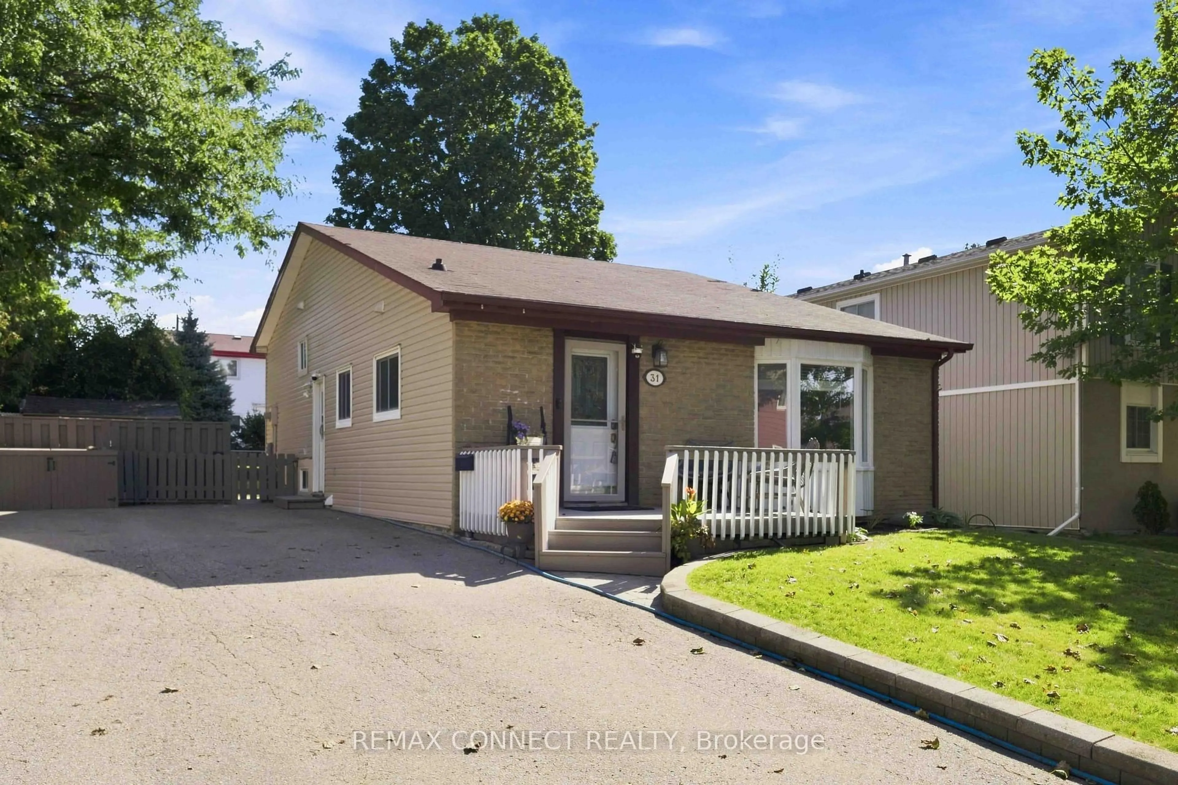 Unknown for 31 Roser Cres, Clarington Ontario L1C 3N7