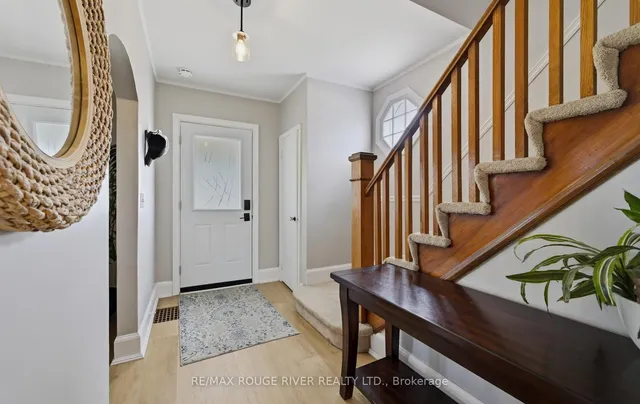 1576 Highway 2 Rd, Clarington 5