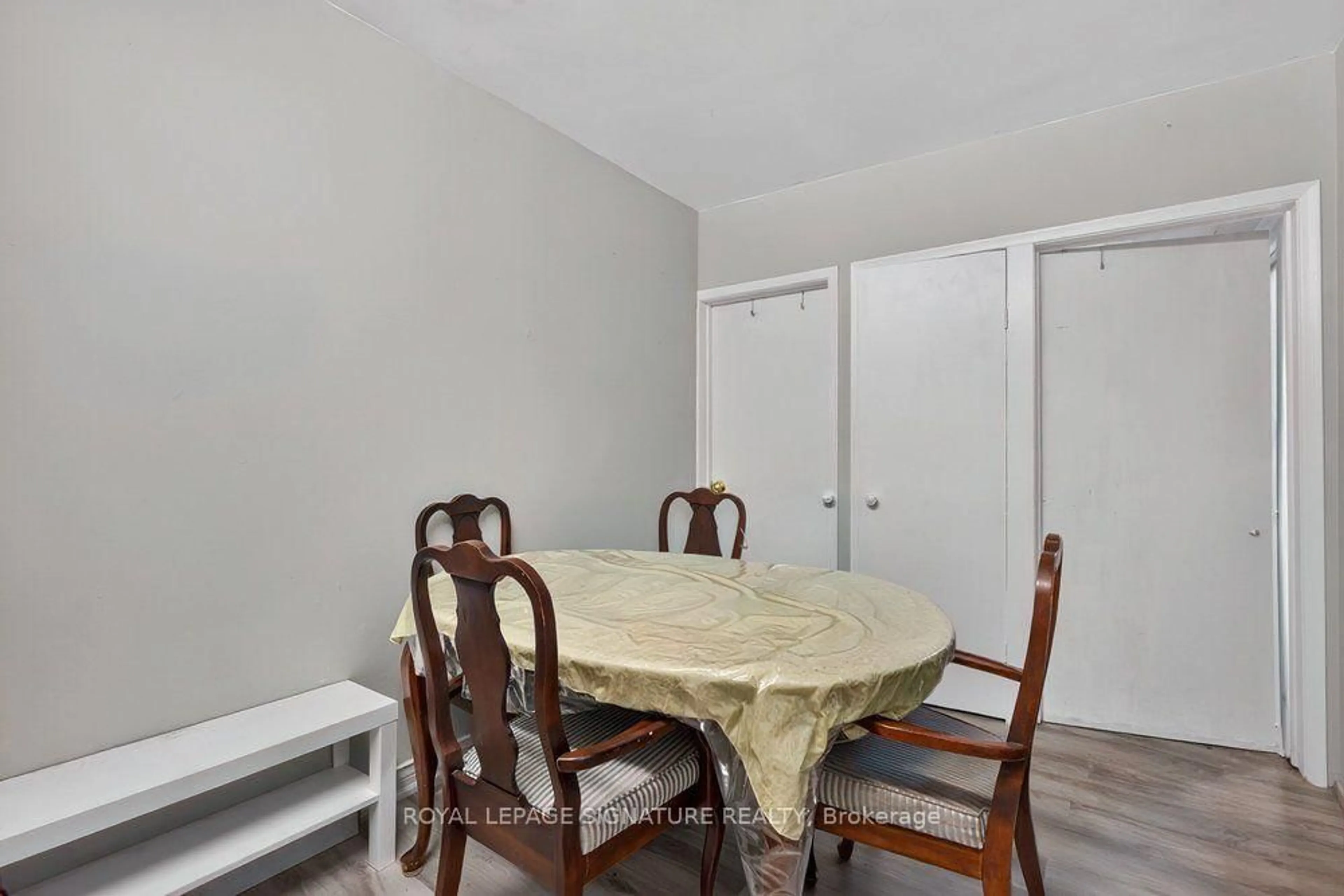 Dining room, unknown for 121 Preston St, Toronto Ontario M1N 3N4
