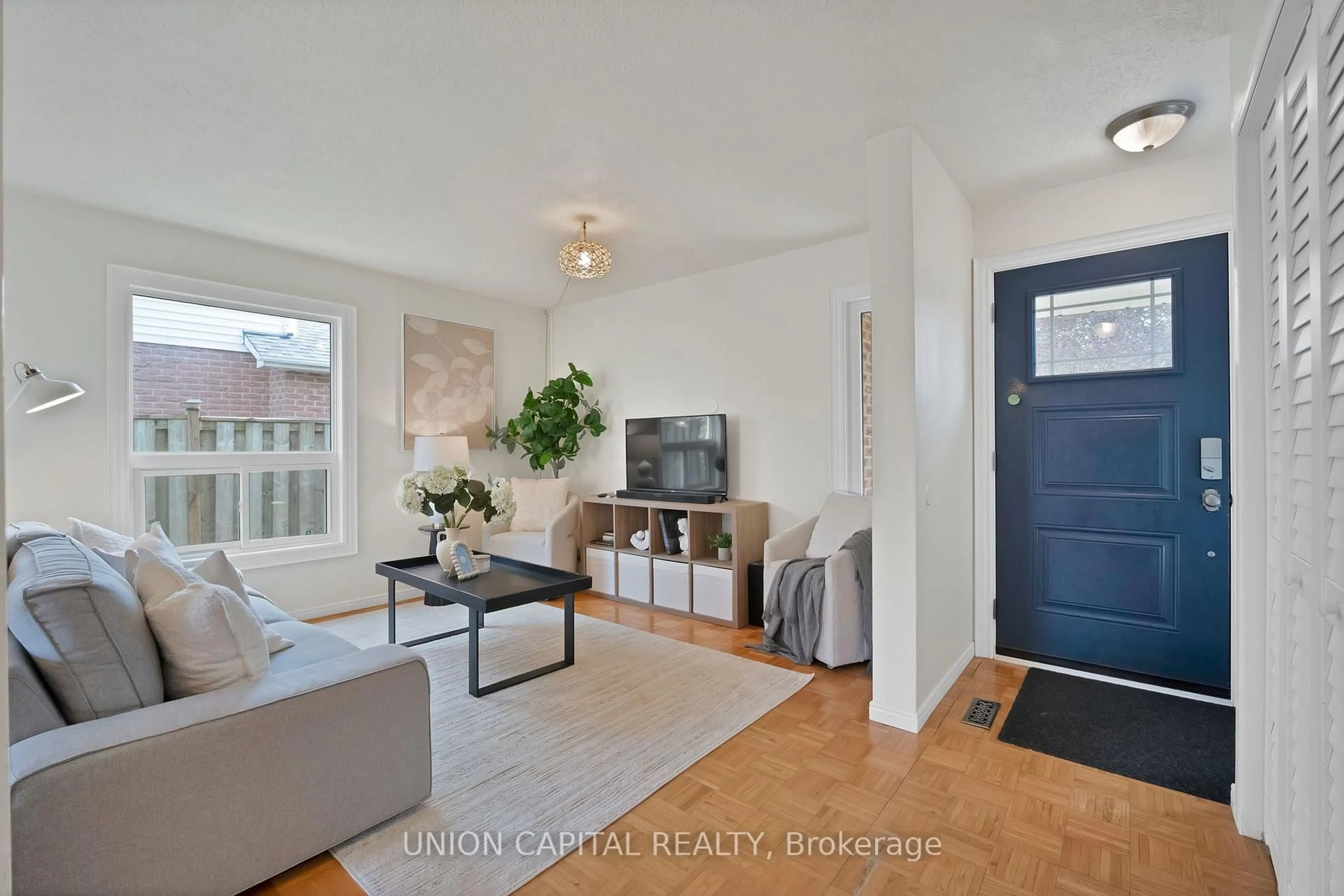 Living room with furniture, unknown for 73 Humphrey Dr, Ajax Ontario L1S 4Y8