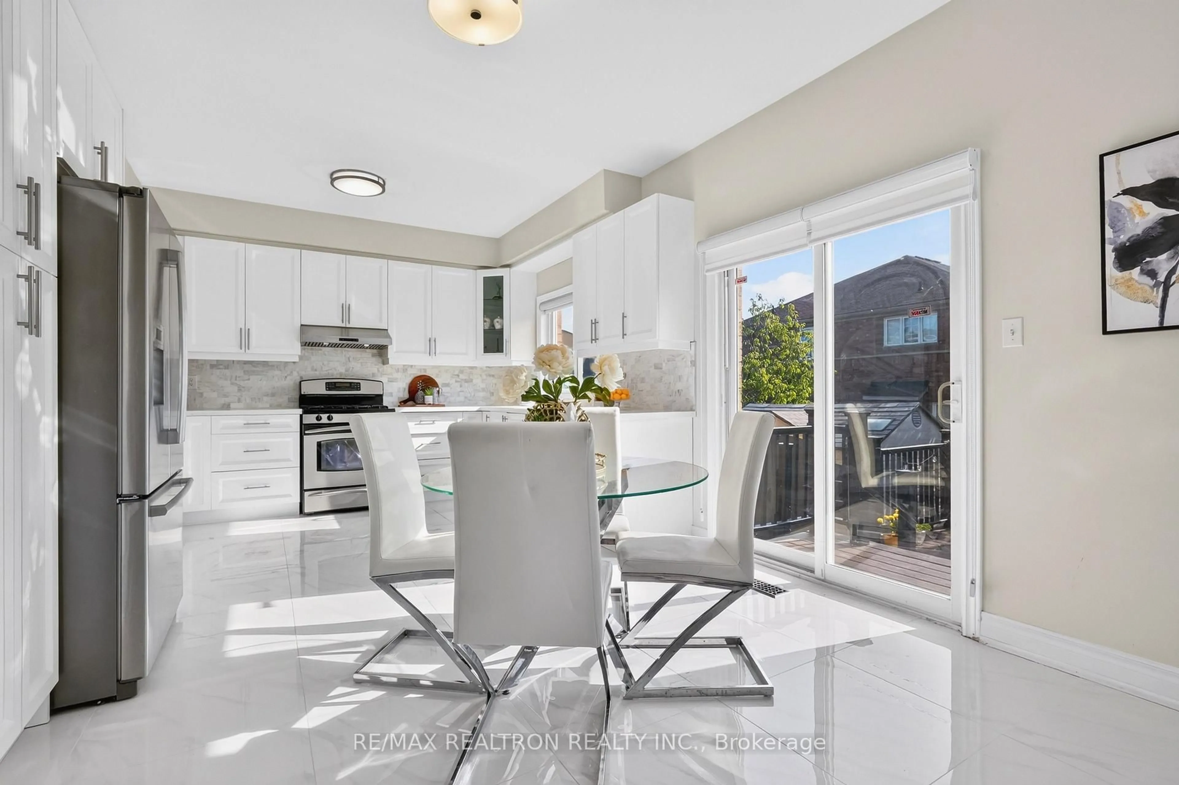 Open concept kitchen, ceramic/tile floor for 18 Carter-Bennett Dr, Ajax Ontario L1T 4N5